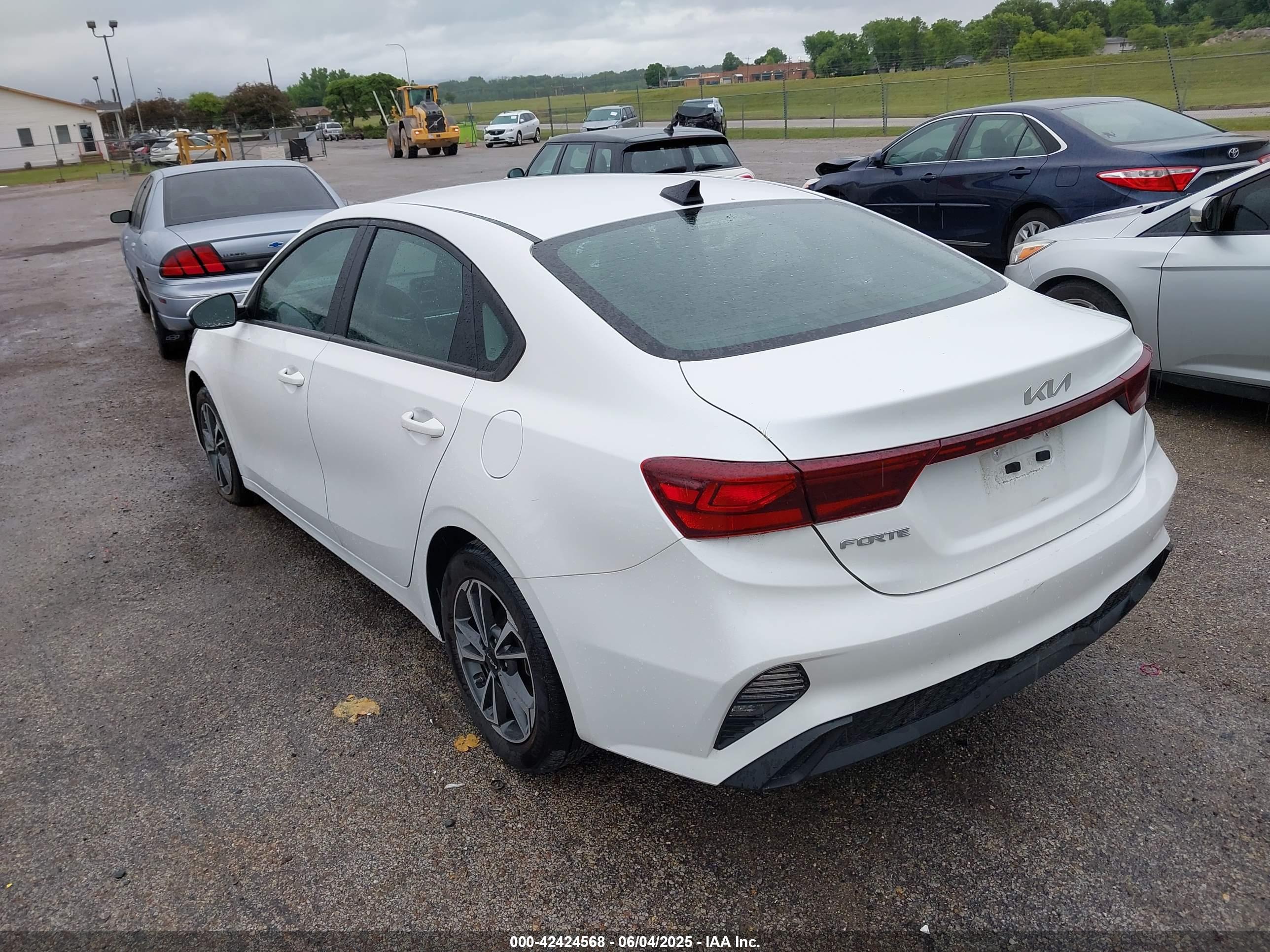 KIA FORTE image 3