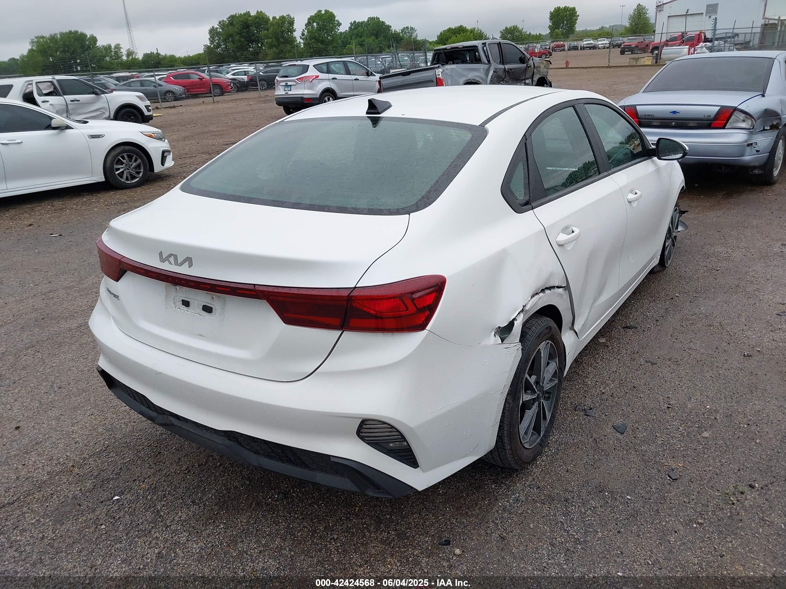 KIA FORTE image 4