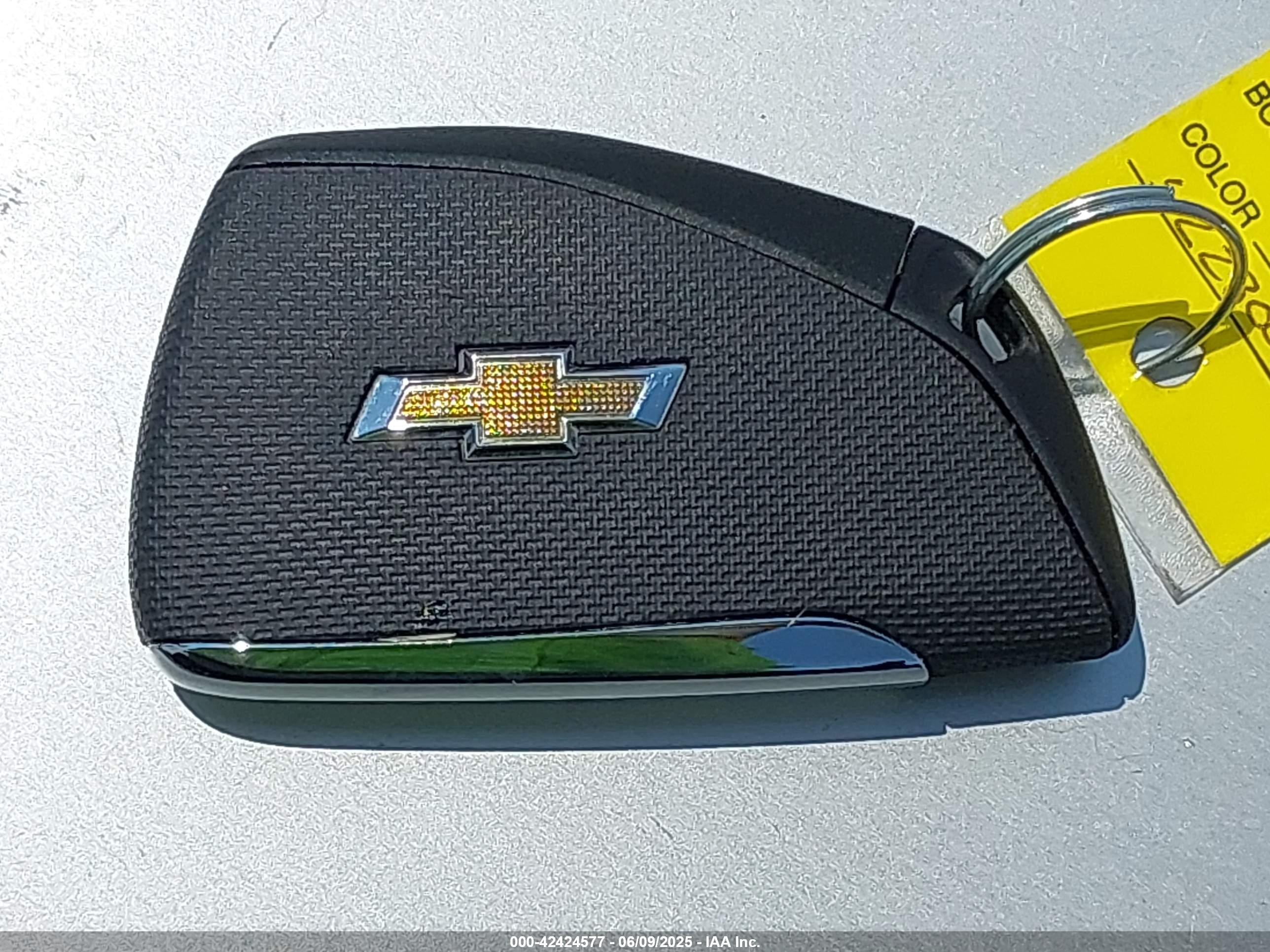 CHEVROLET SILVERADO image 11