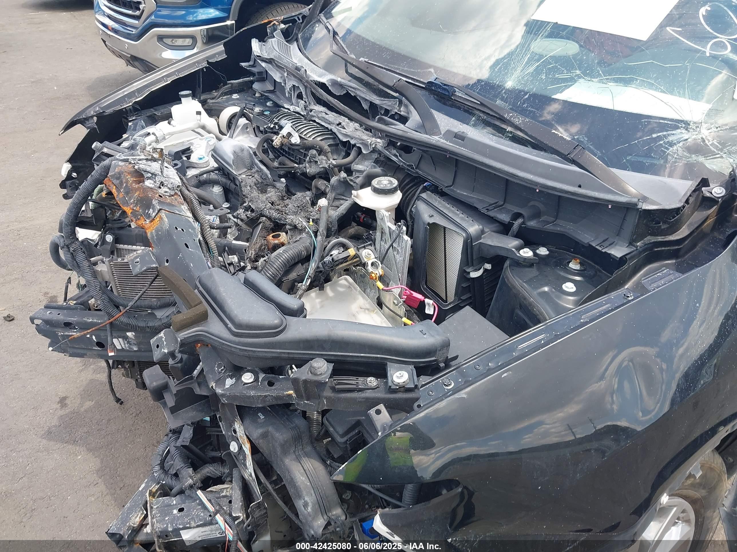 NISSAN ROGUE image 6
