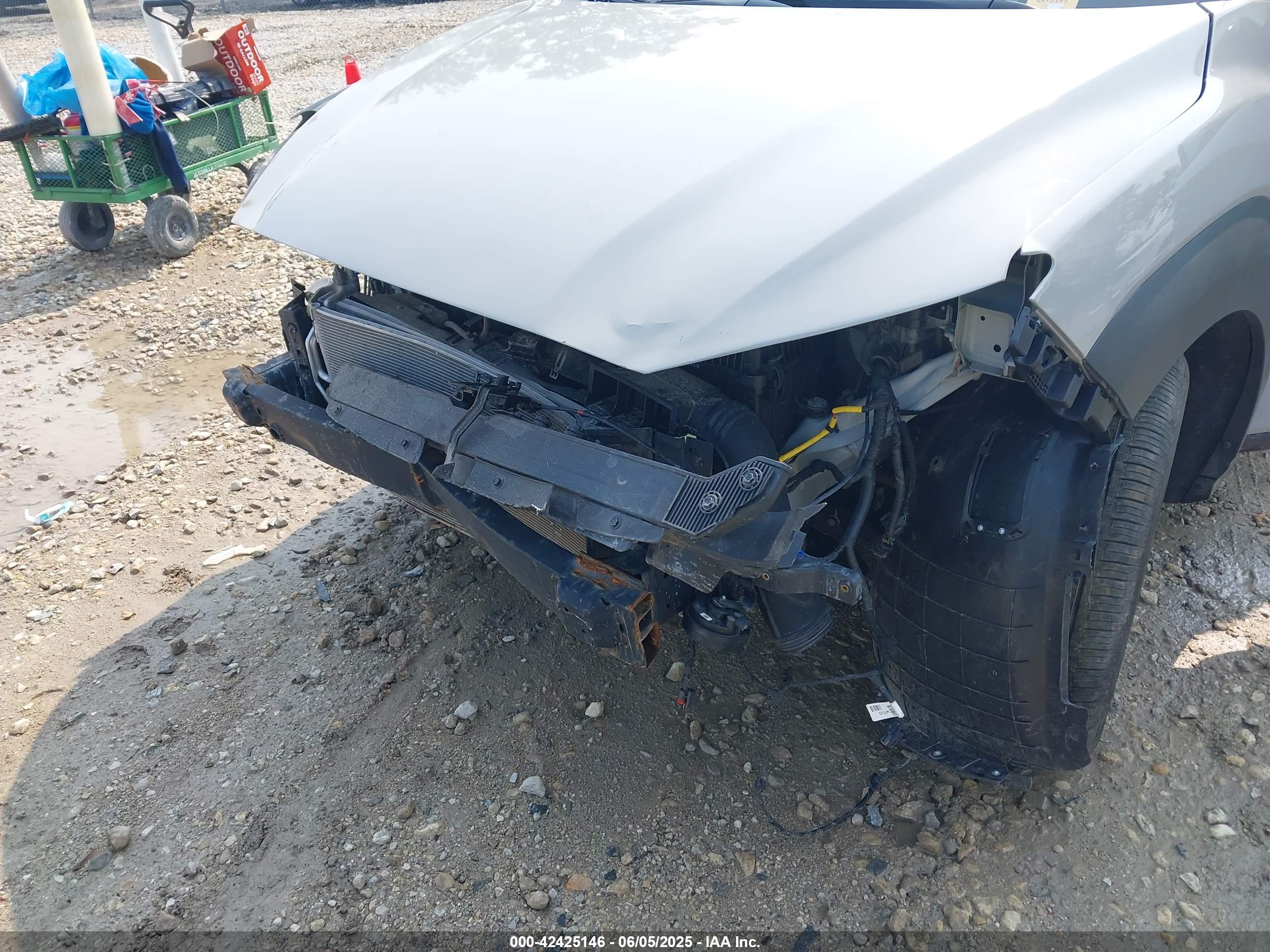 HYUNDAI KONA image 6