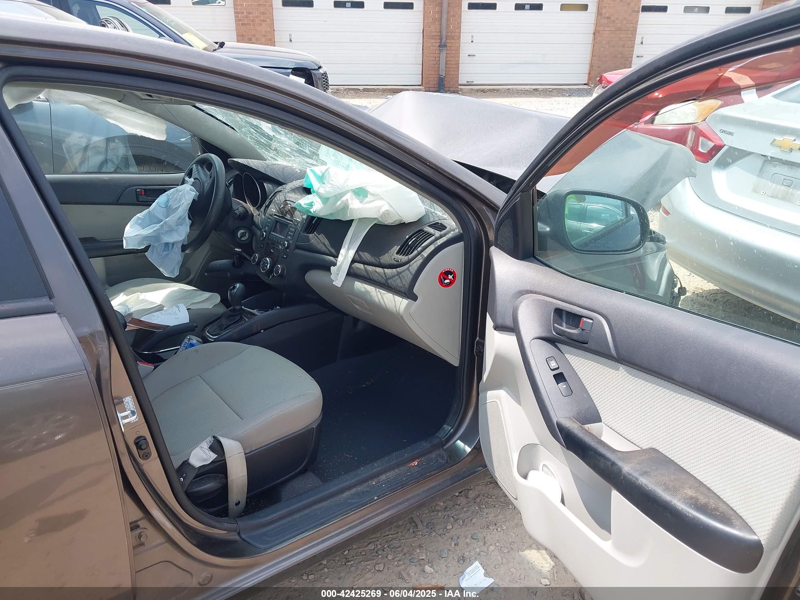 KIA FORTE image 5