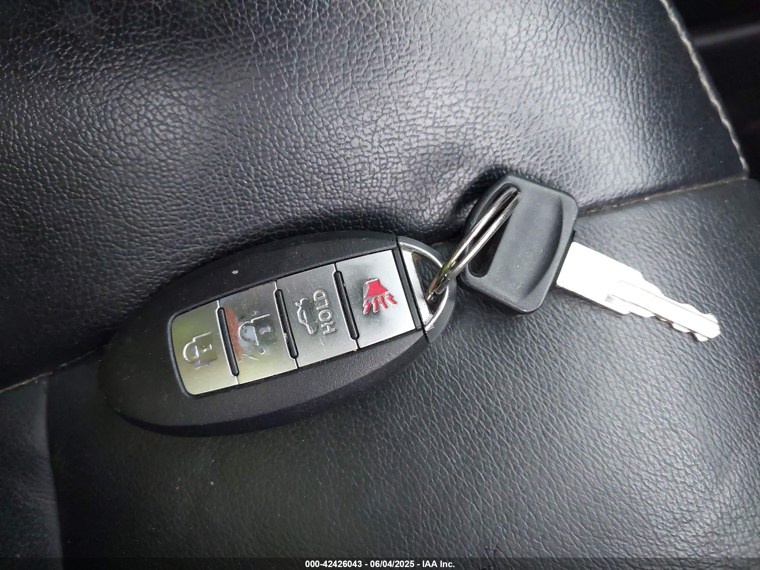 NISSAN PATHFINDER image 11