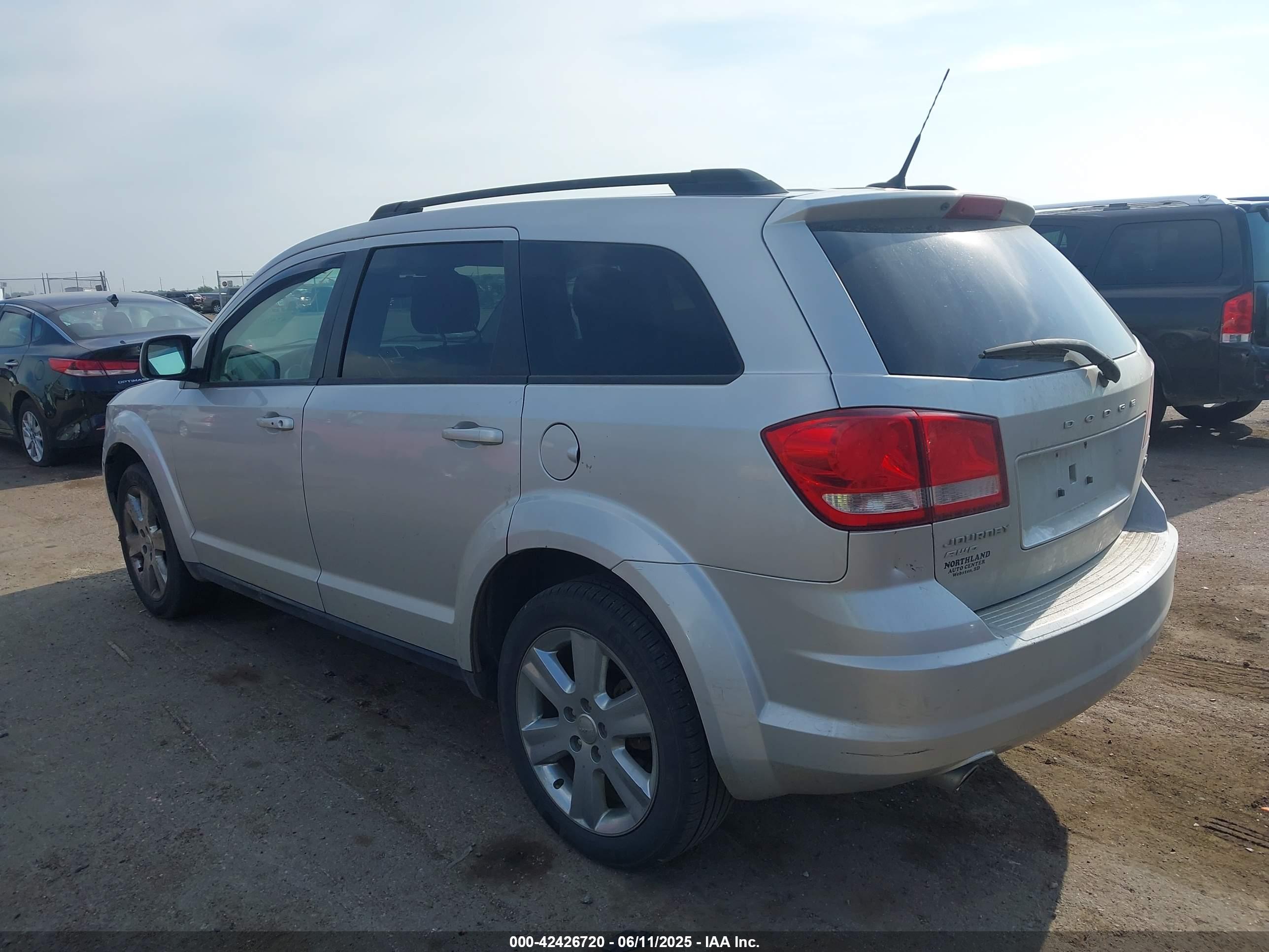 DODGE JOURNEY image 3