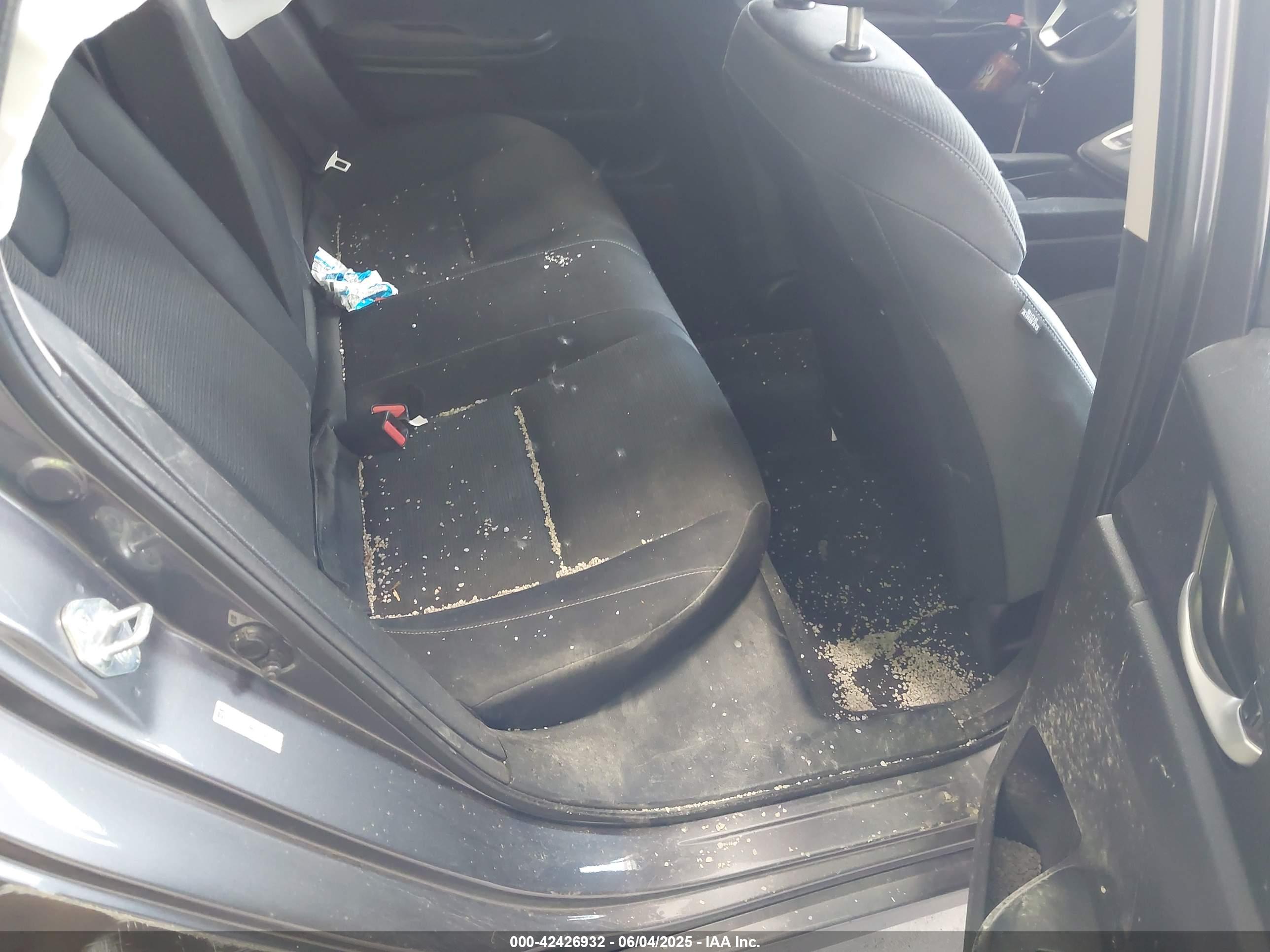 HONDA INSIGHT image 8
