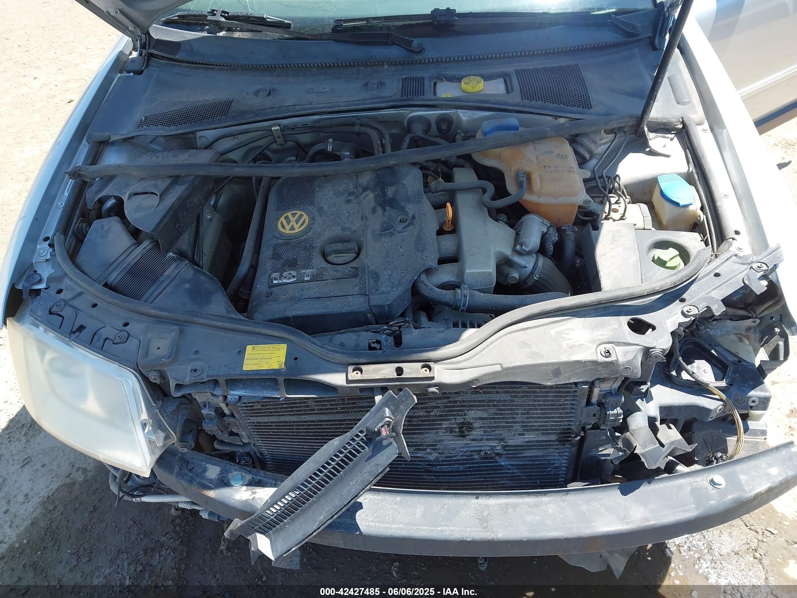 VOLKSWAGEN PASSAT image 10