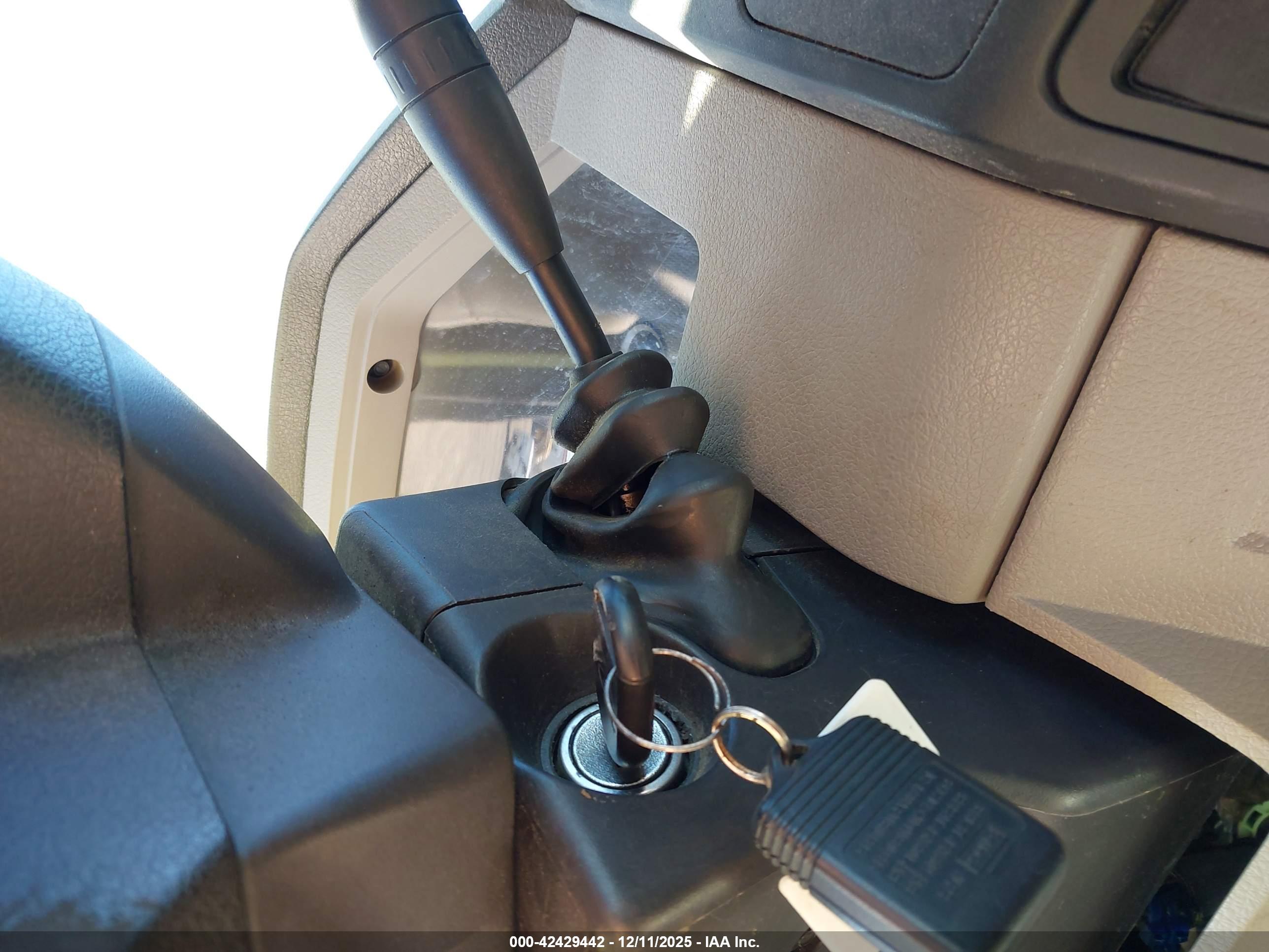 FORD F-350 image 11