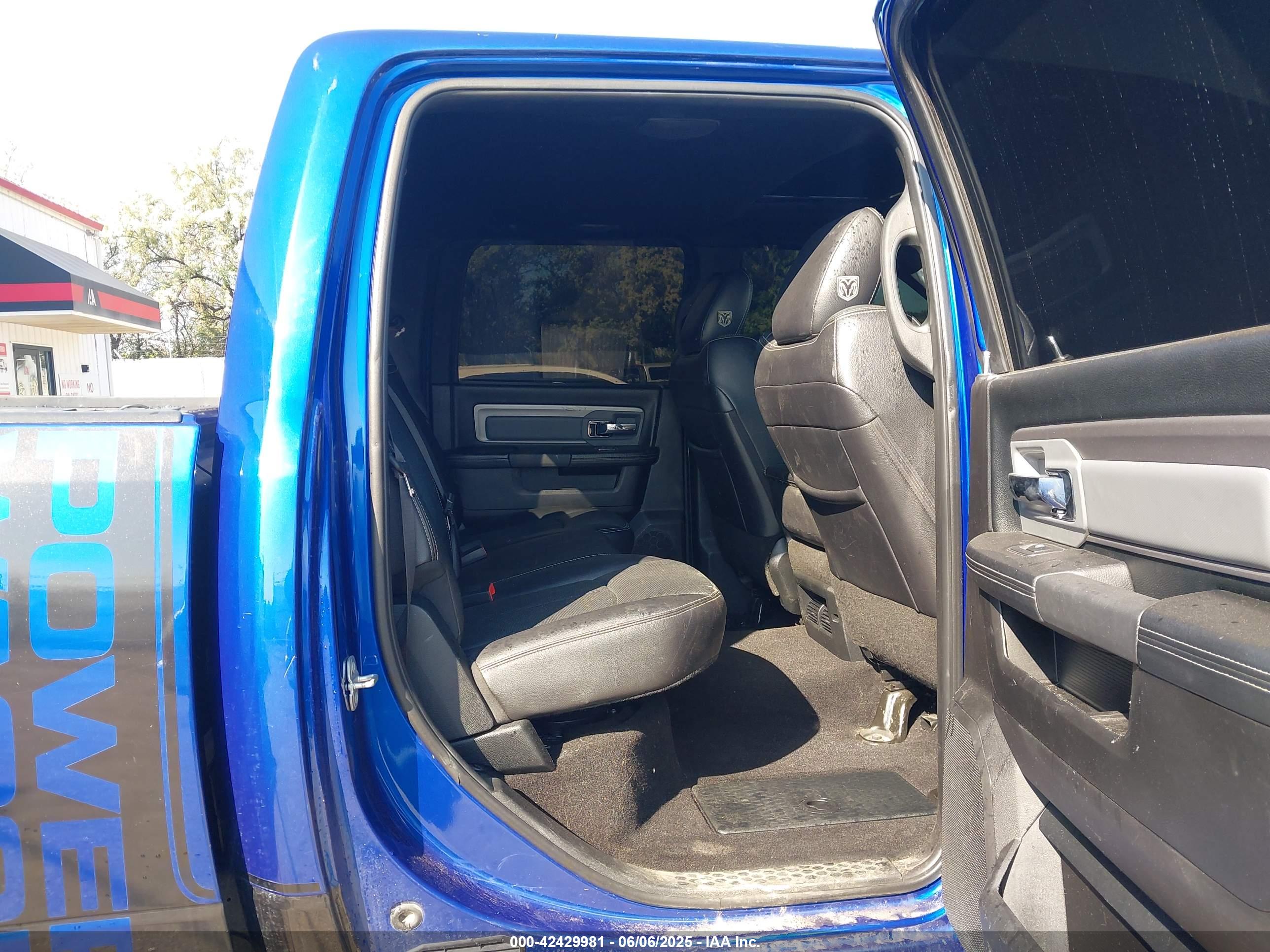 RAM 2500 image 8