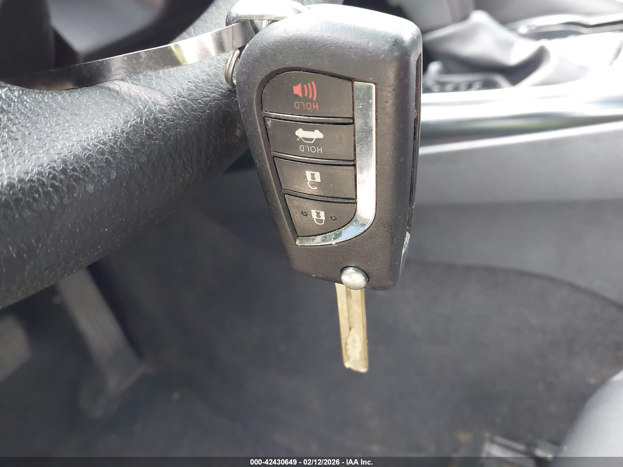 TOYOTA CAMRY image 11