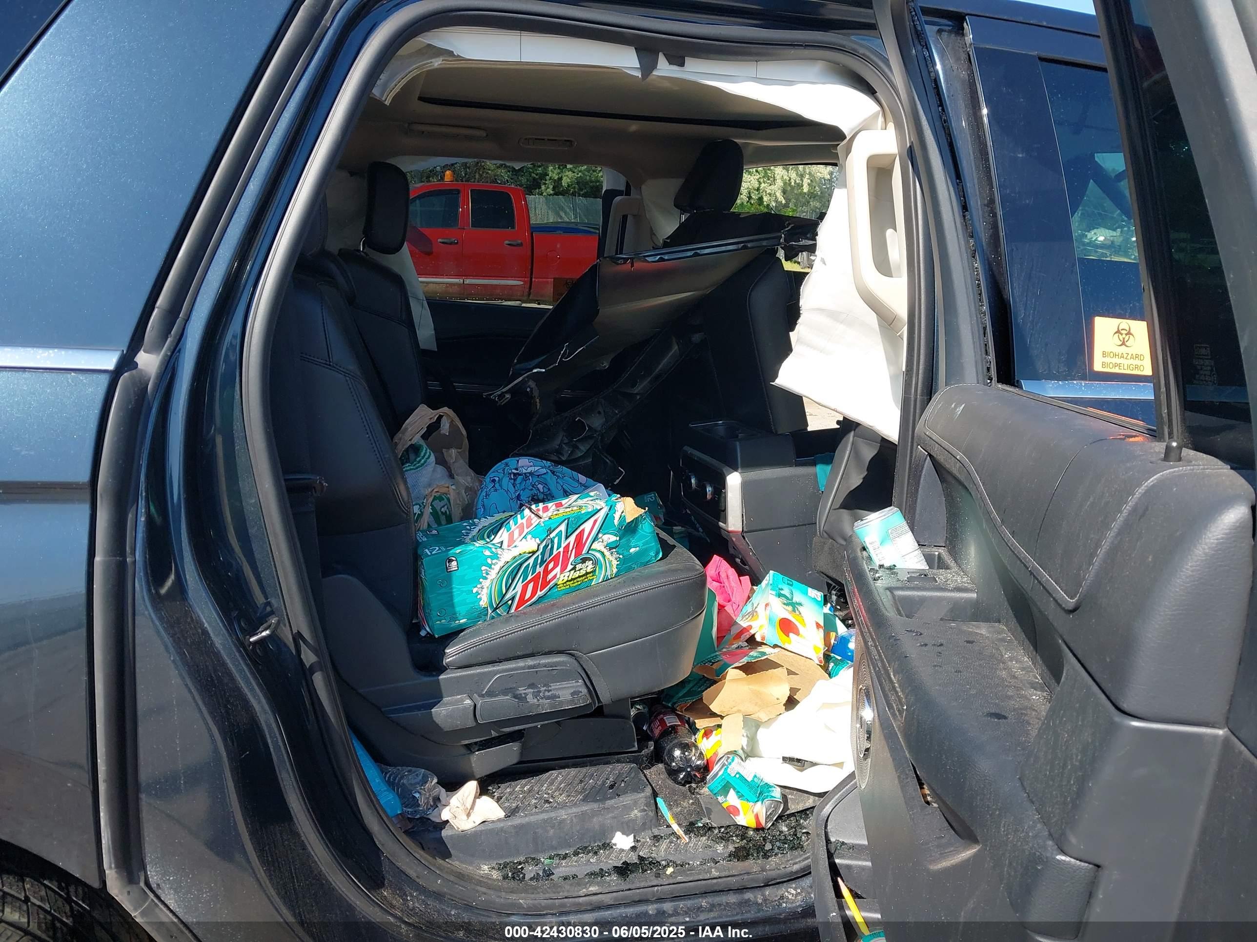 FORD EXPEDITION image 8
