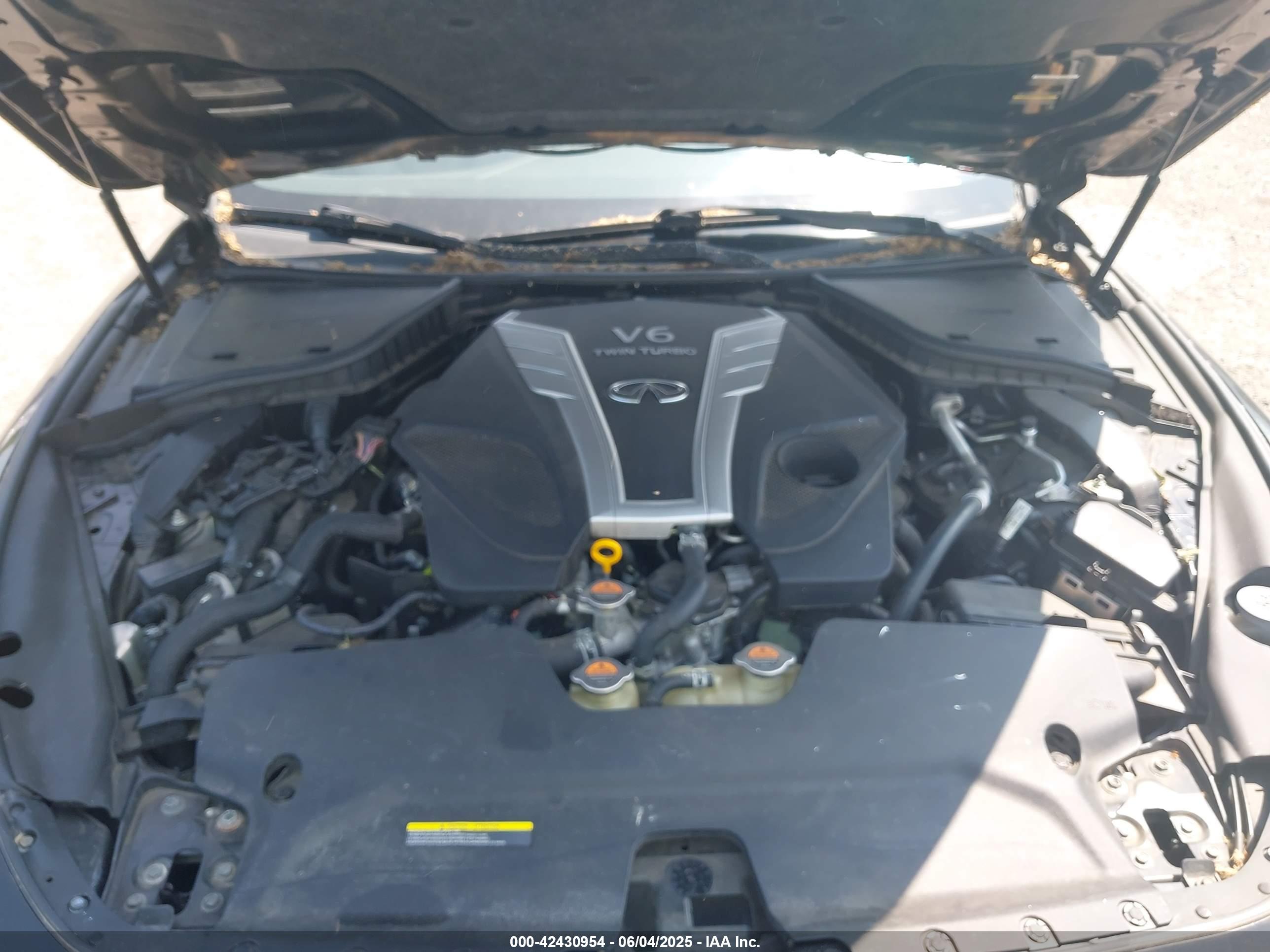 INFINITI Q60 image 10