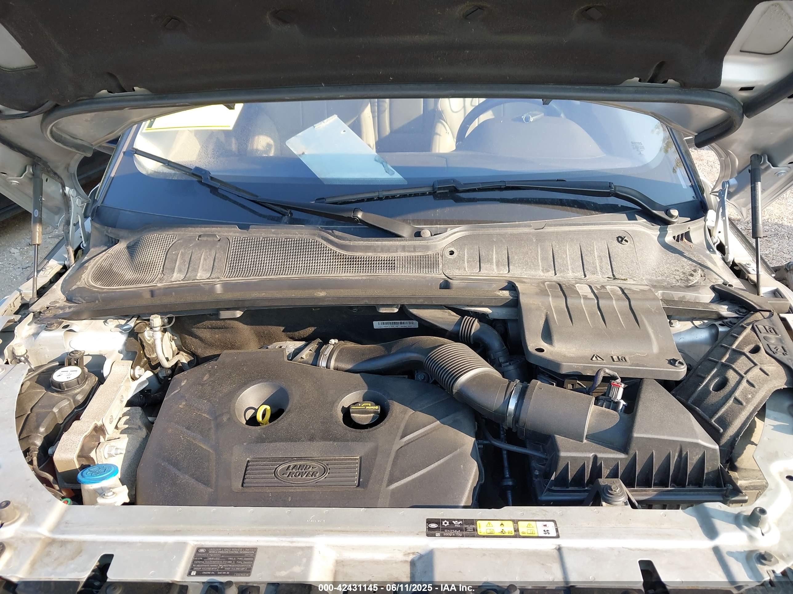 LAND ROVER image 10