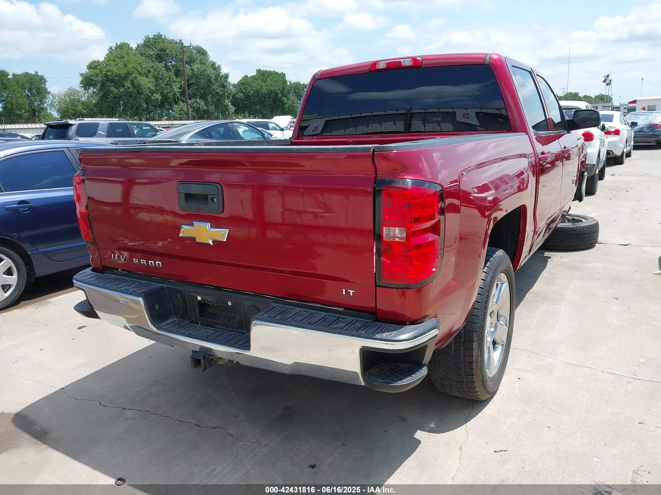 CHEVROLET SILVERADO image 4