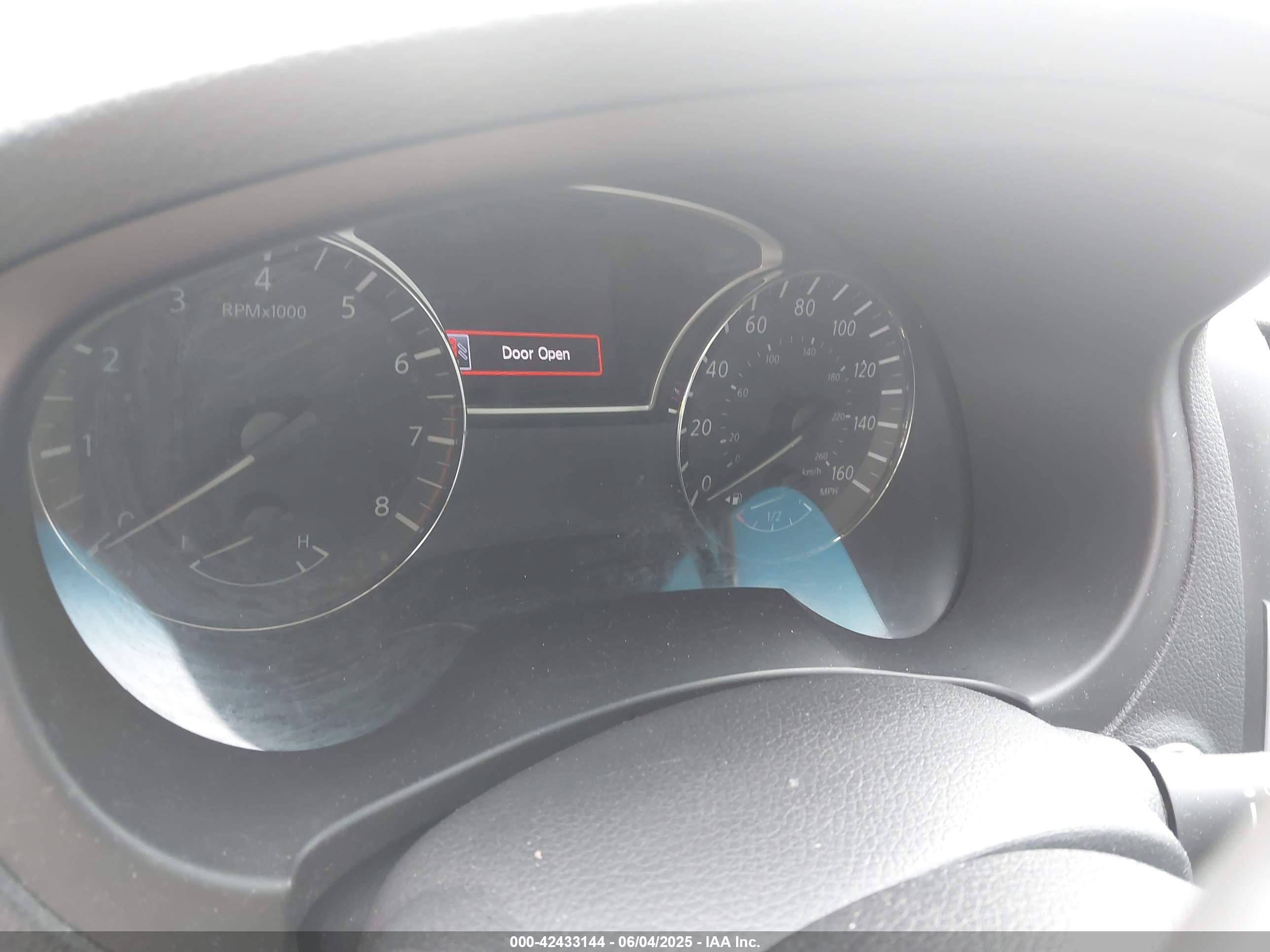 NISSAN ALTIMA image 7