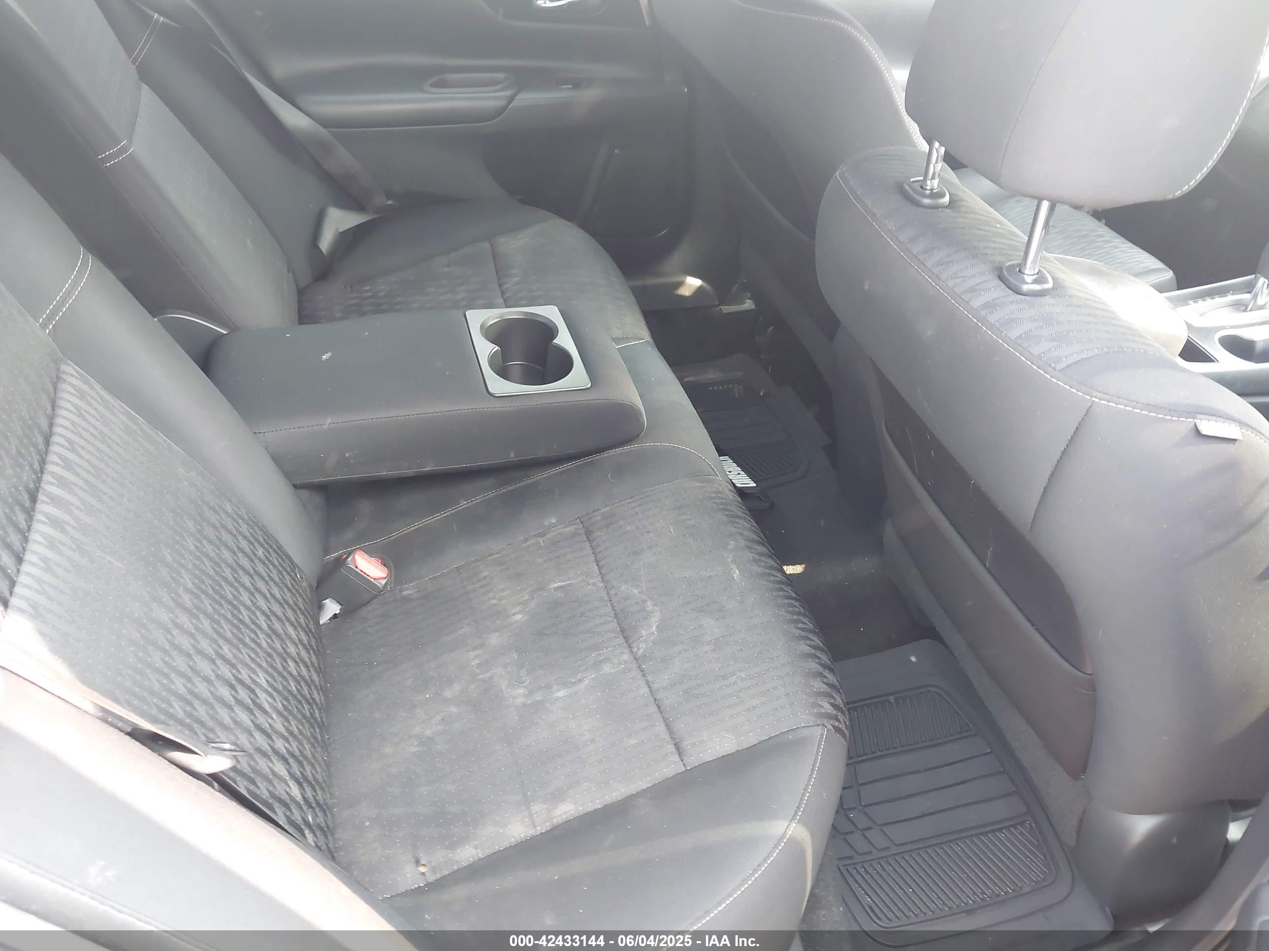 NISSAN ALTIMA image 8