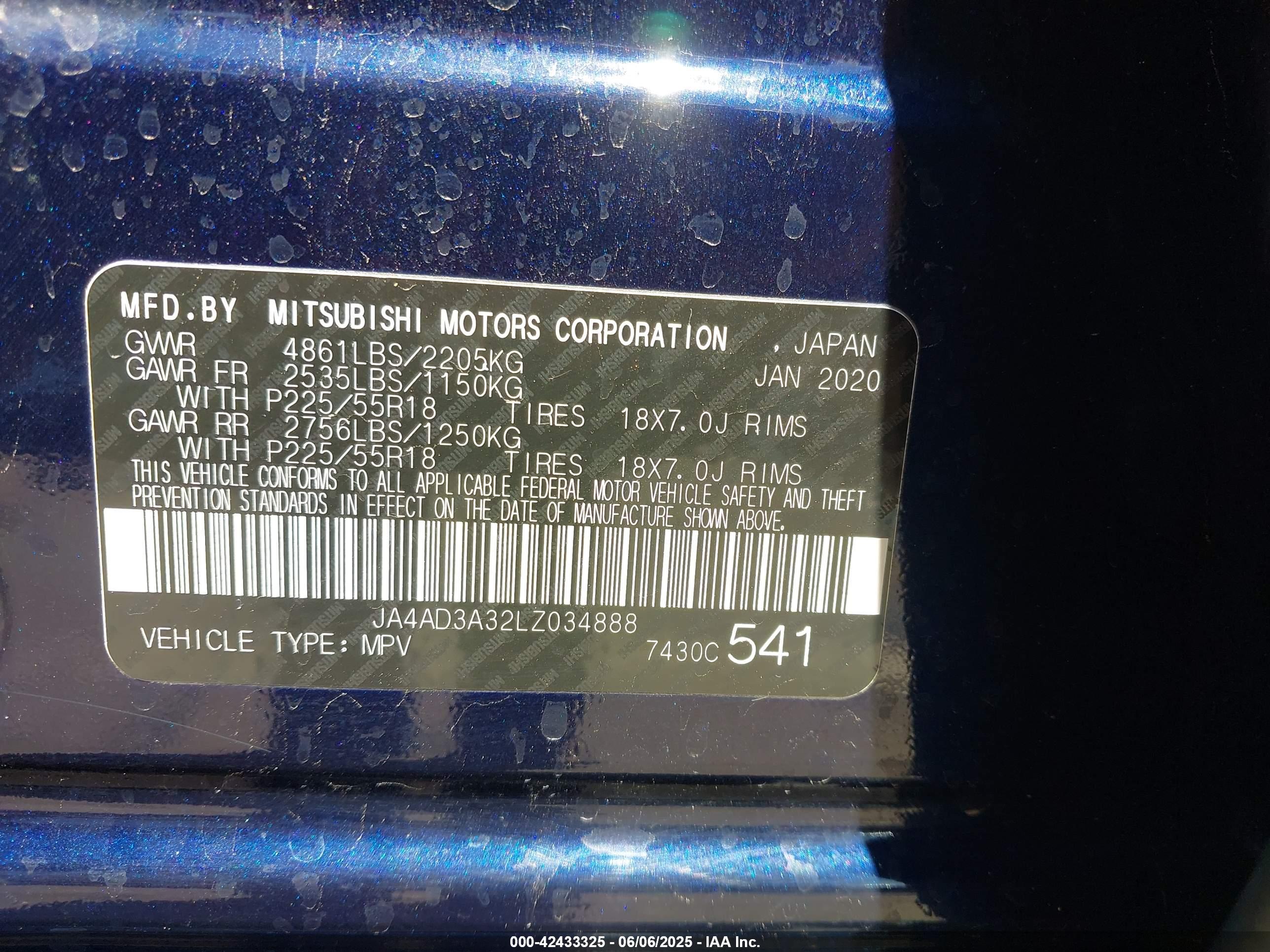 MITSUBISHI OUTLANDER image 9