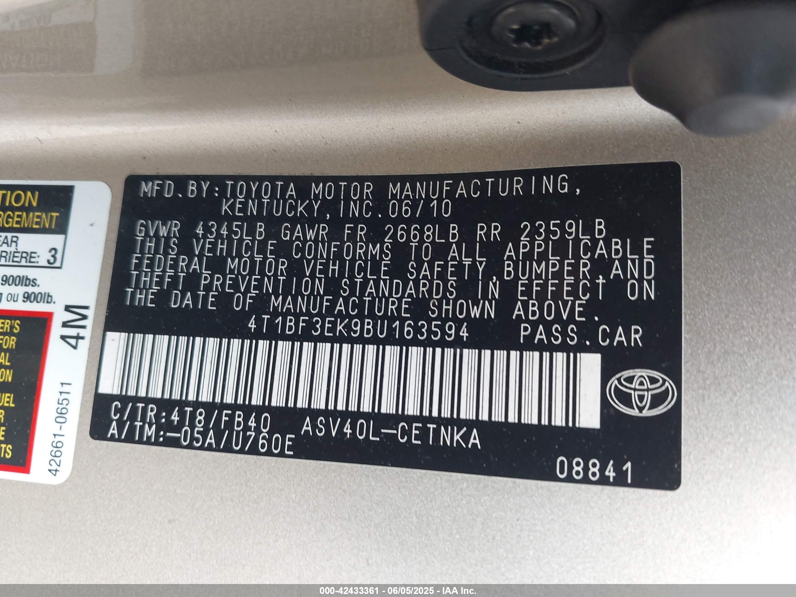 TOYOTA CAMRY image 9