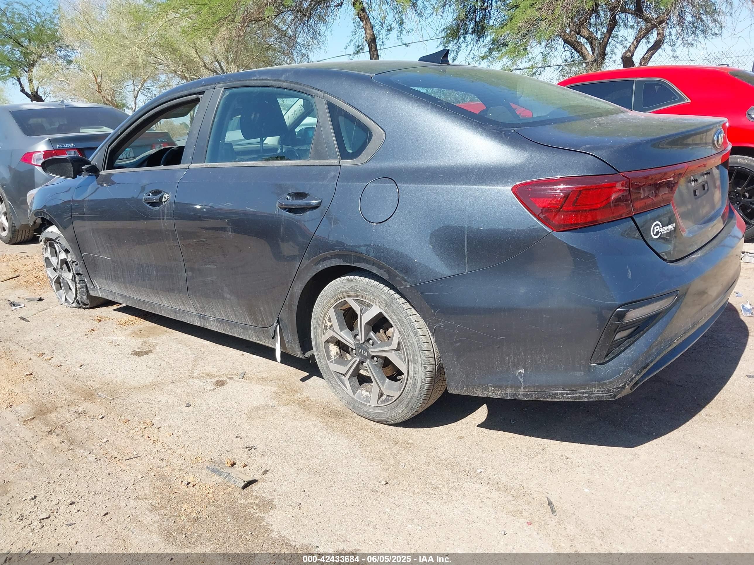 KIA FORTE image 3