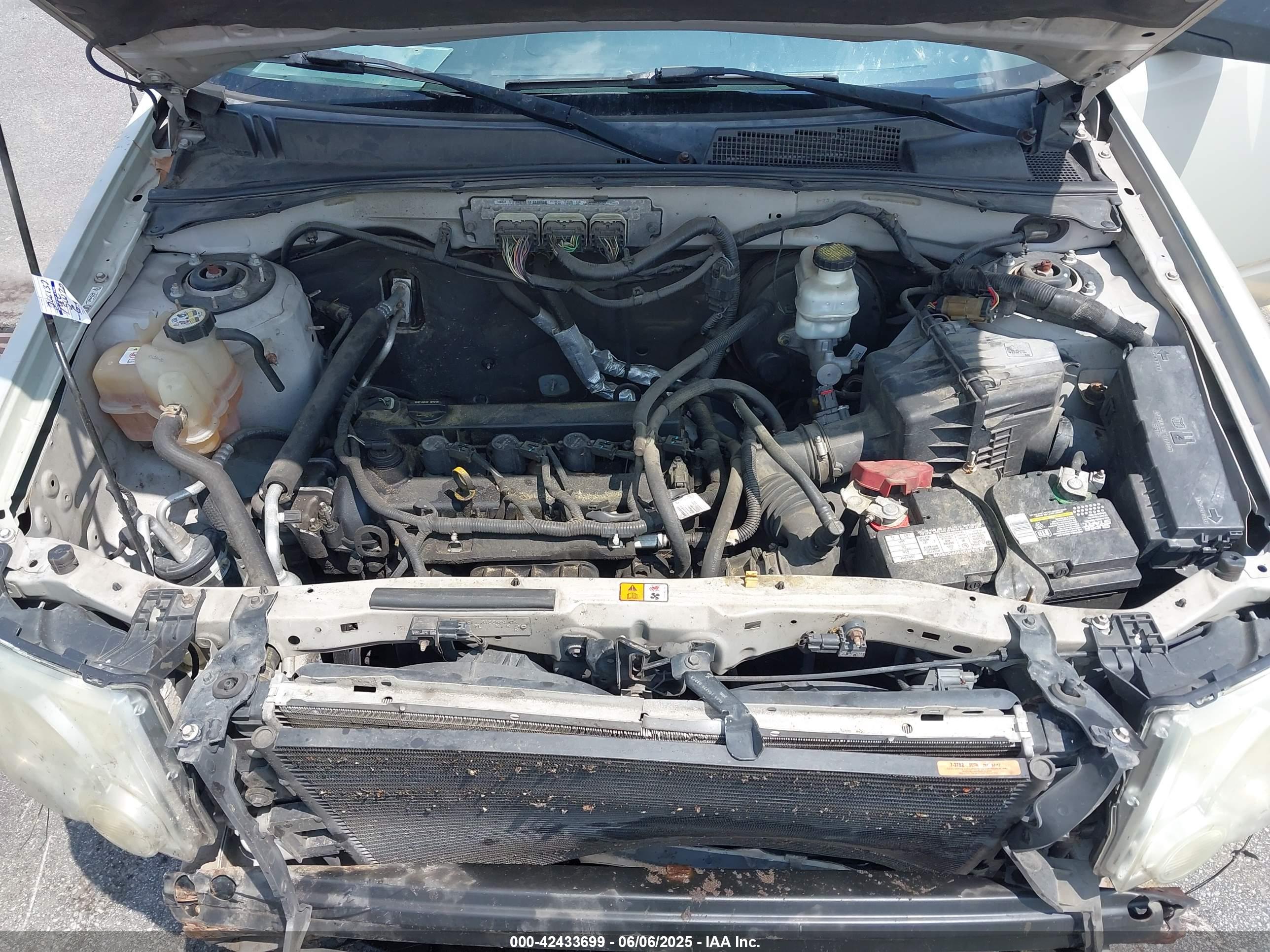 FORD ESCAPE image 10