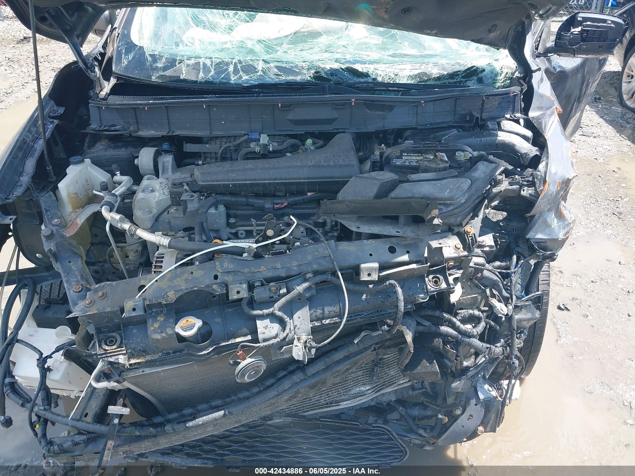 NISSAN ROGUE image 10