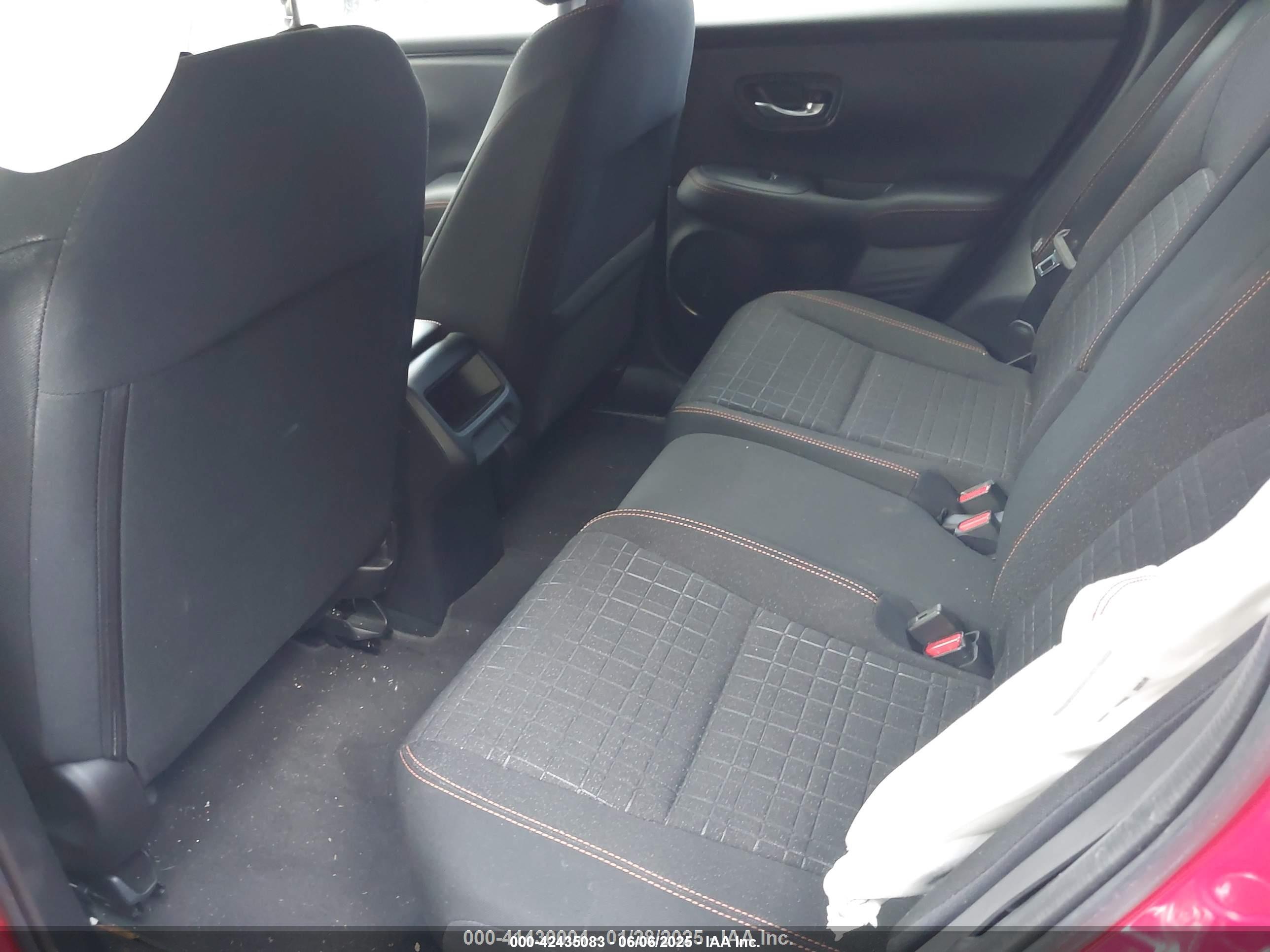 HONDA HR-V image 8