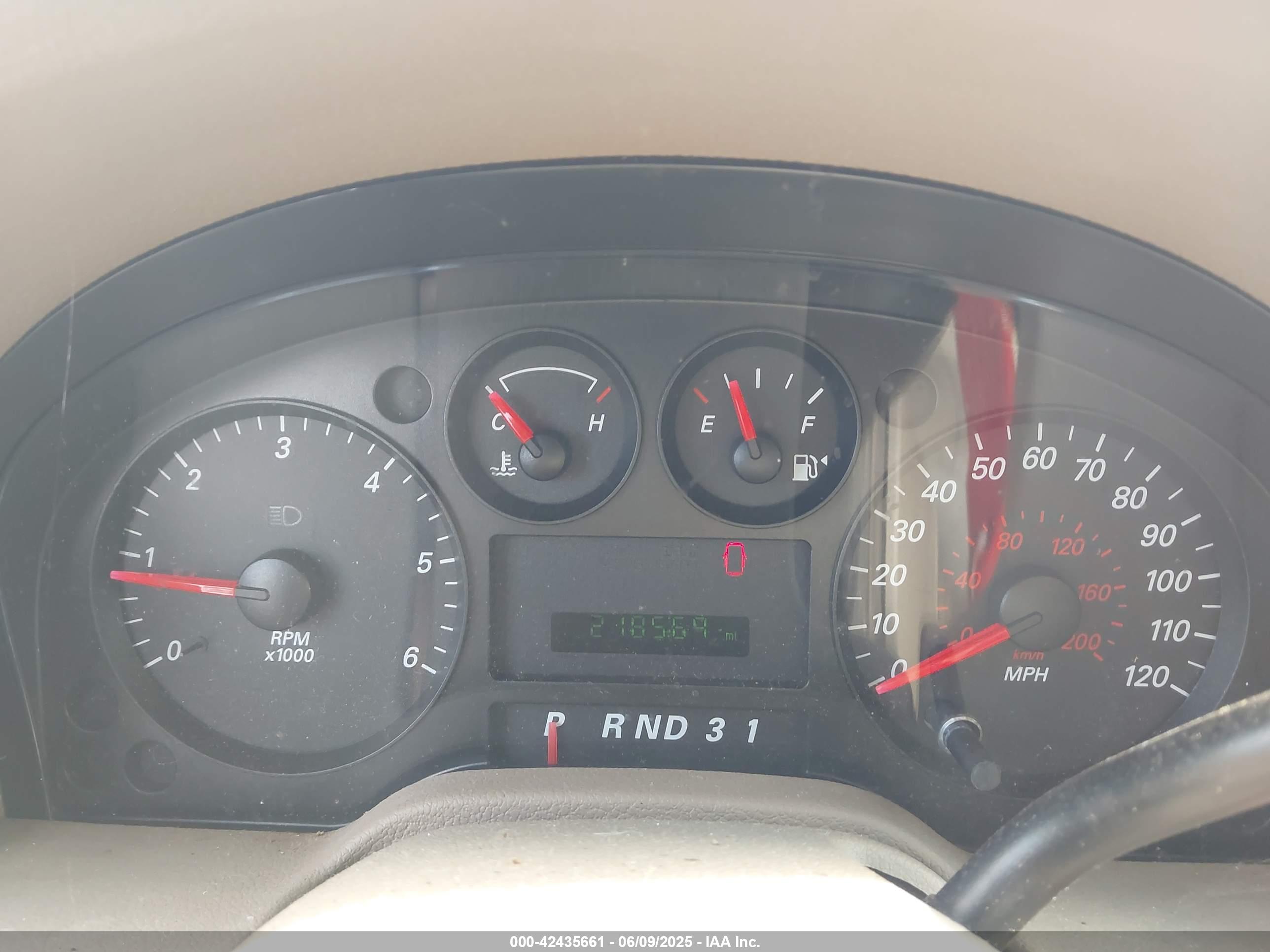 FORD FREESTAR image 7
