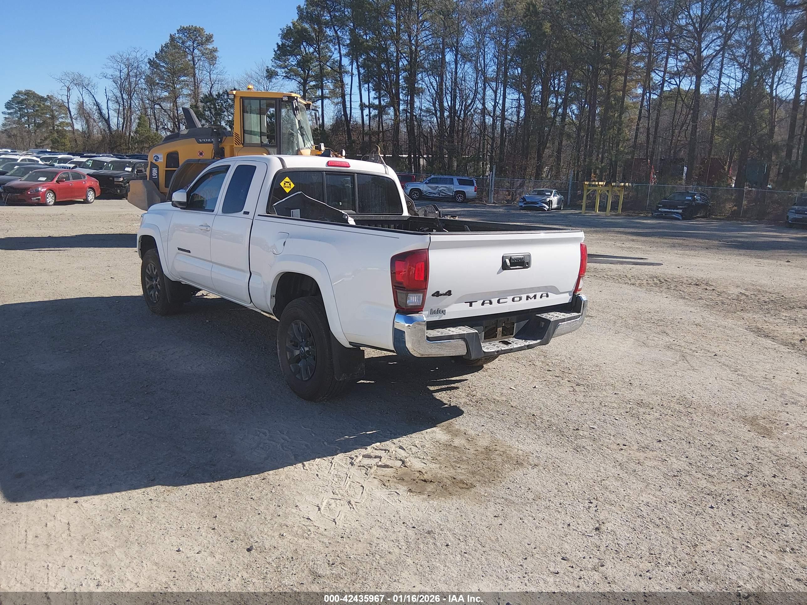 TOYOTA TACOMA image 3