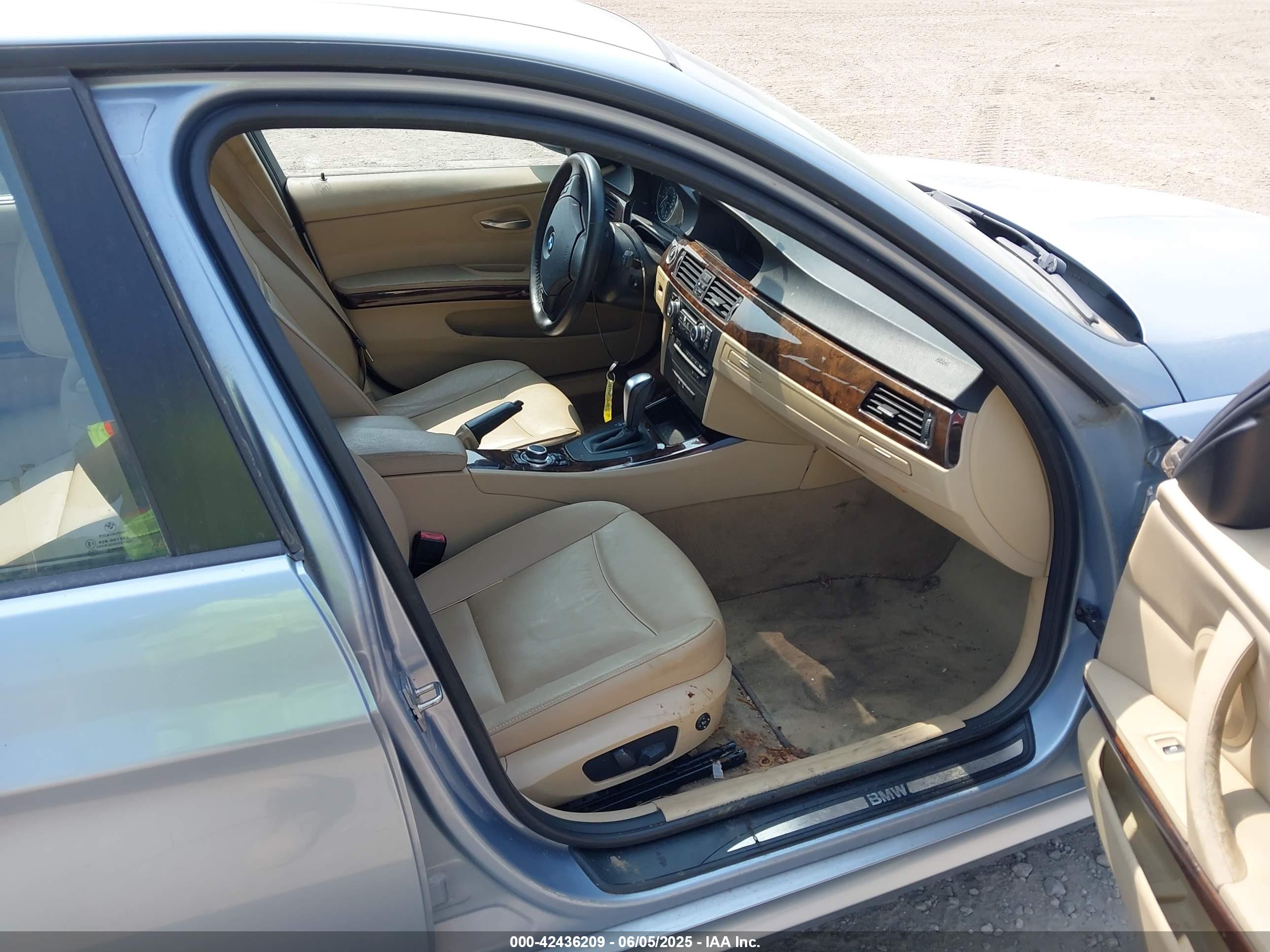 BMW 328I image 5