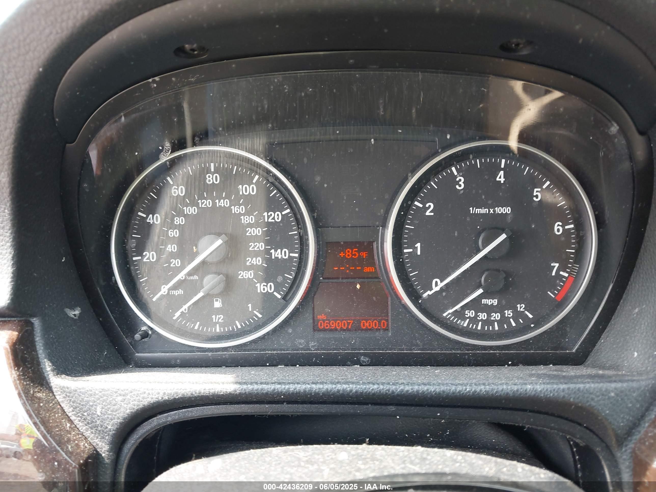 BMW 328I image 7