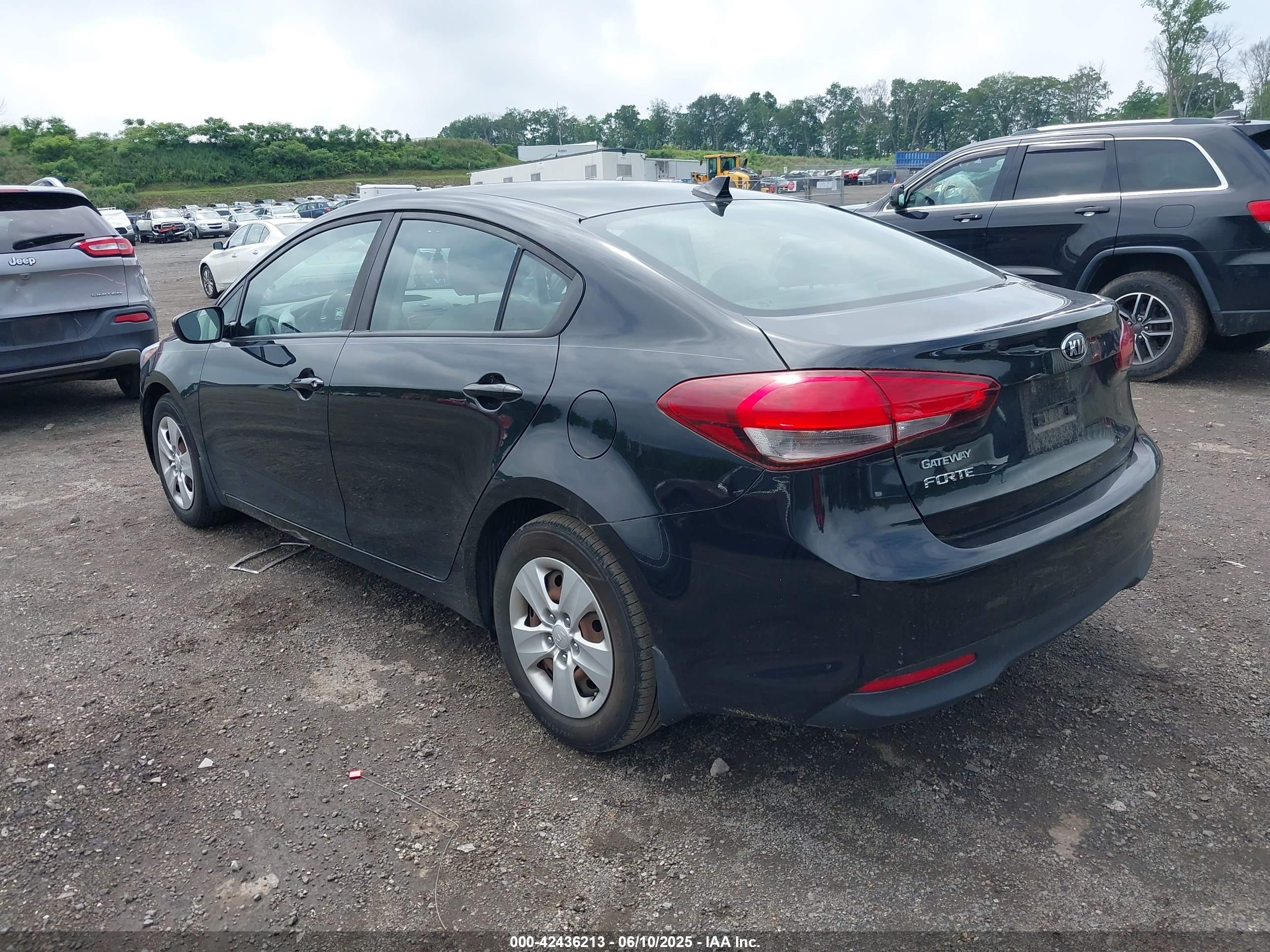 KIA FORTE image 3