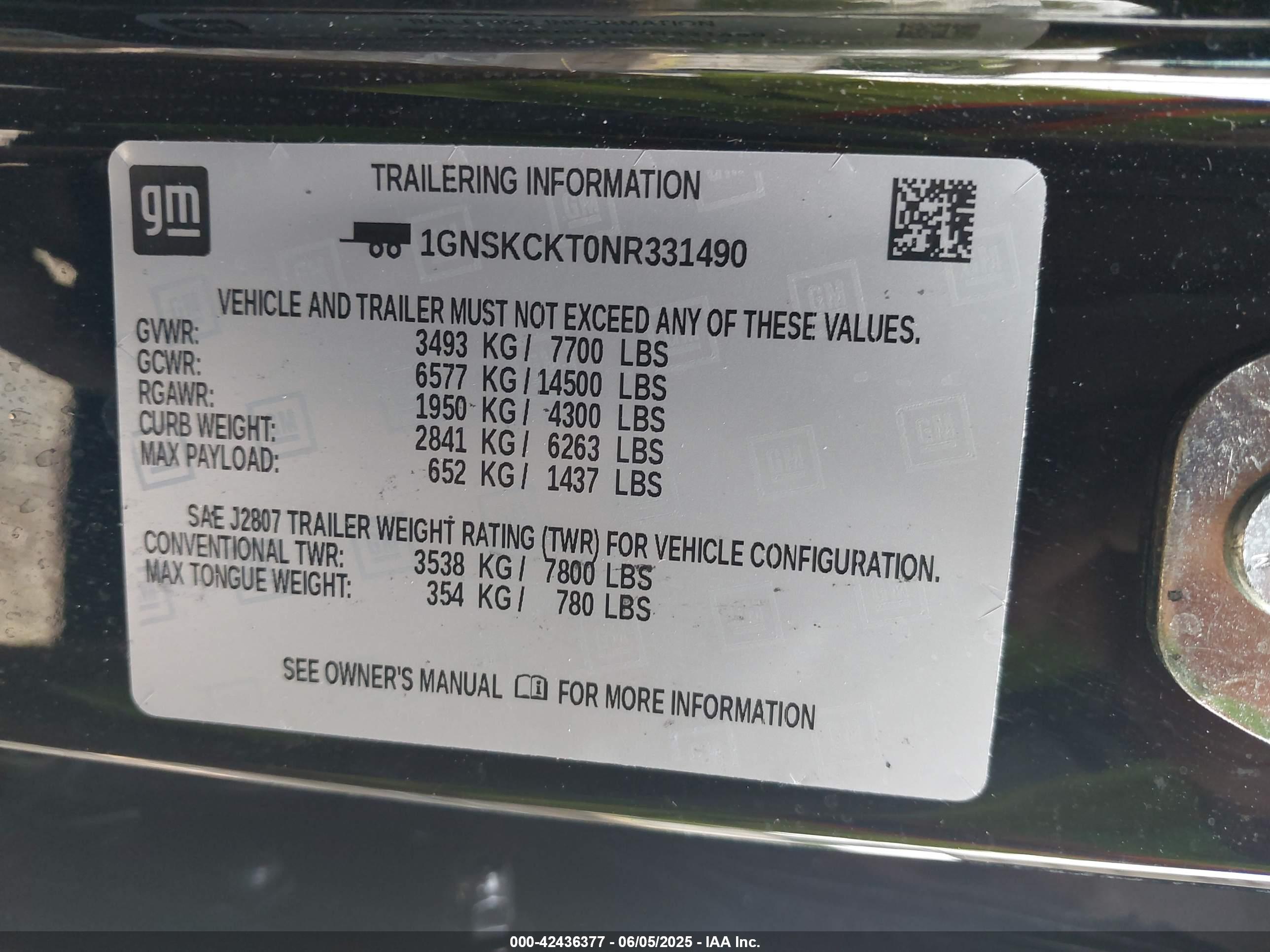 CHEVROLET SUBURBAN image 9
