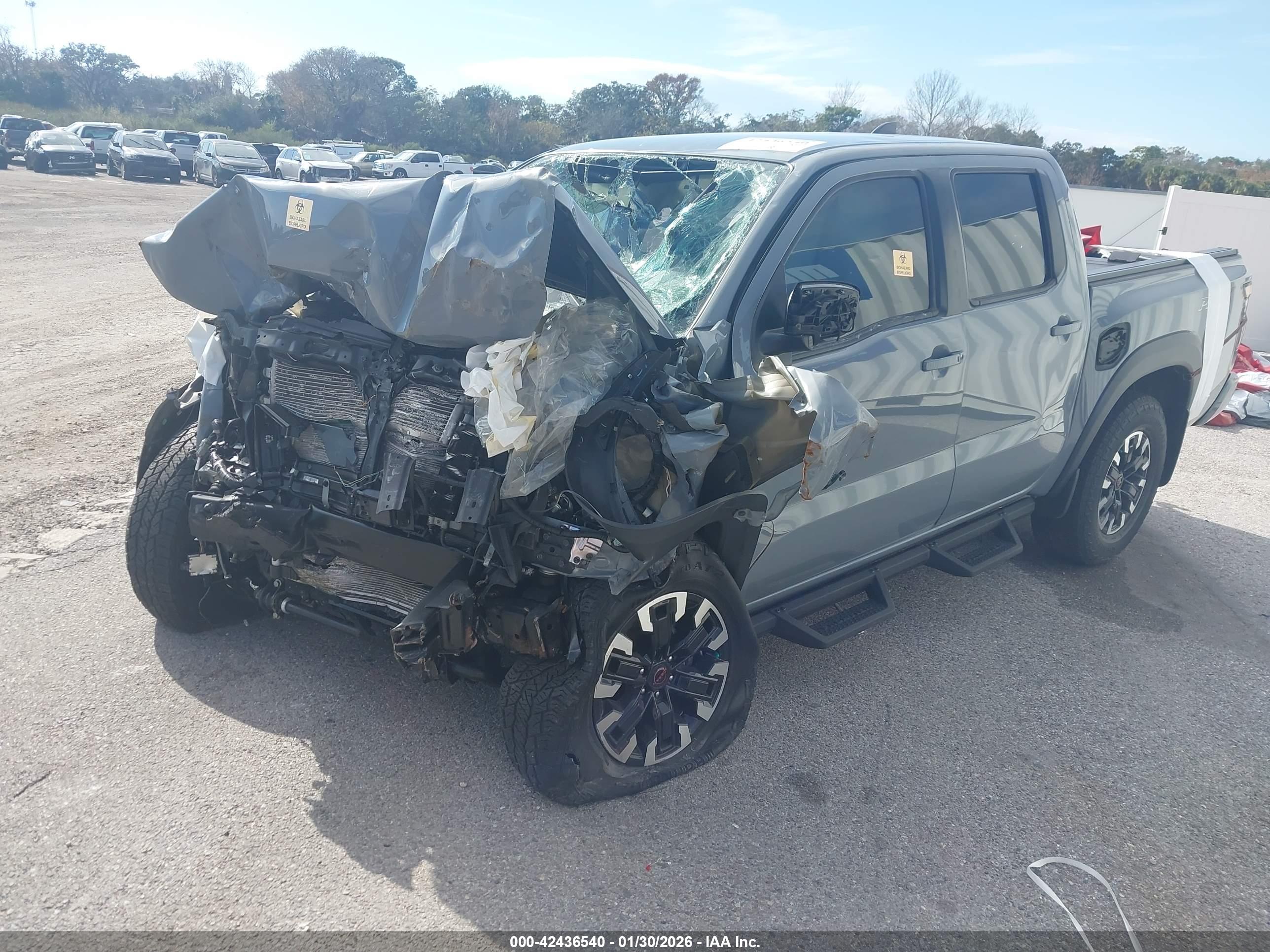 NISSAN FRONTIER image 2