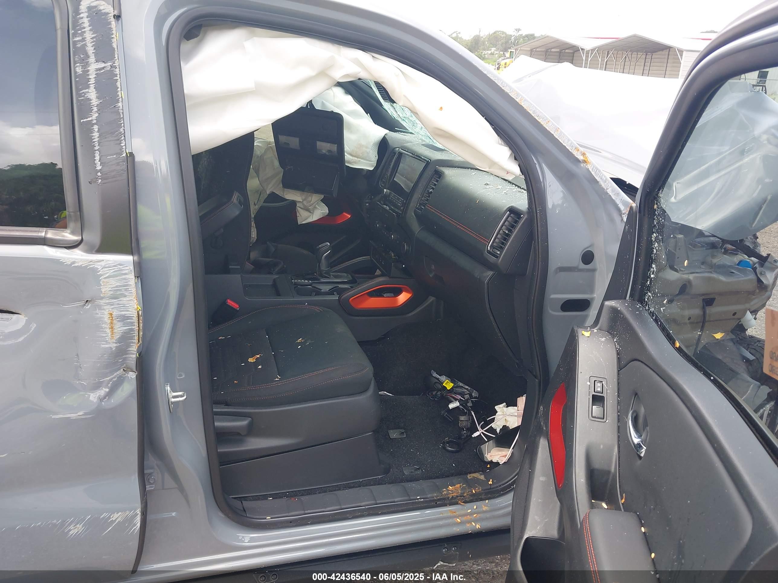NISSAN FRONTIER image 5