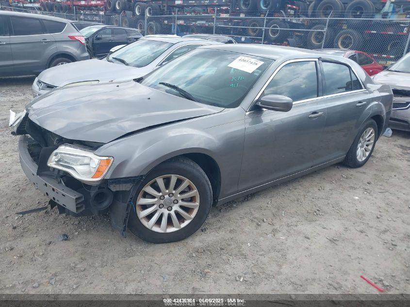 CHRYSLER 300 image 2