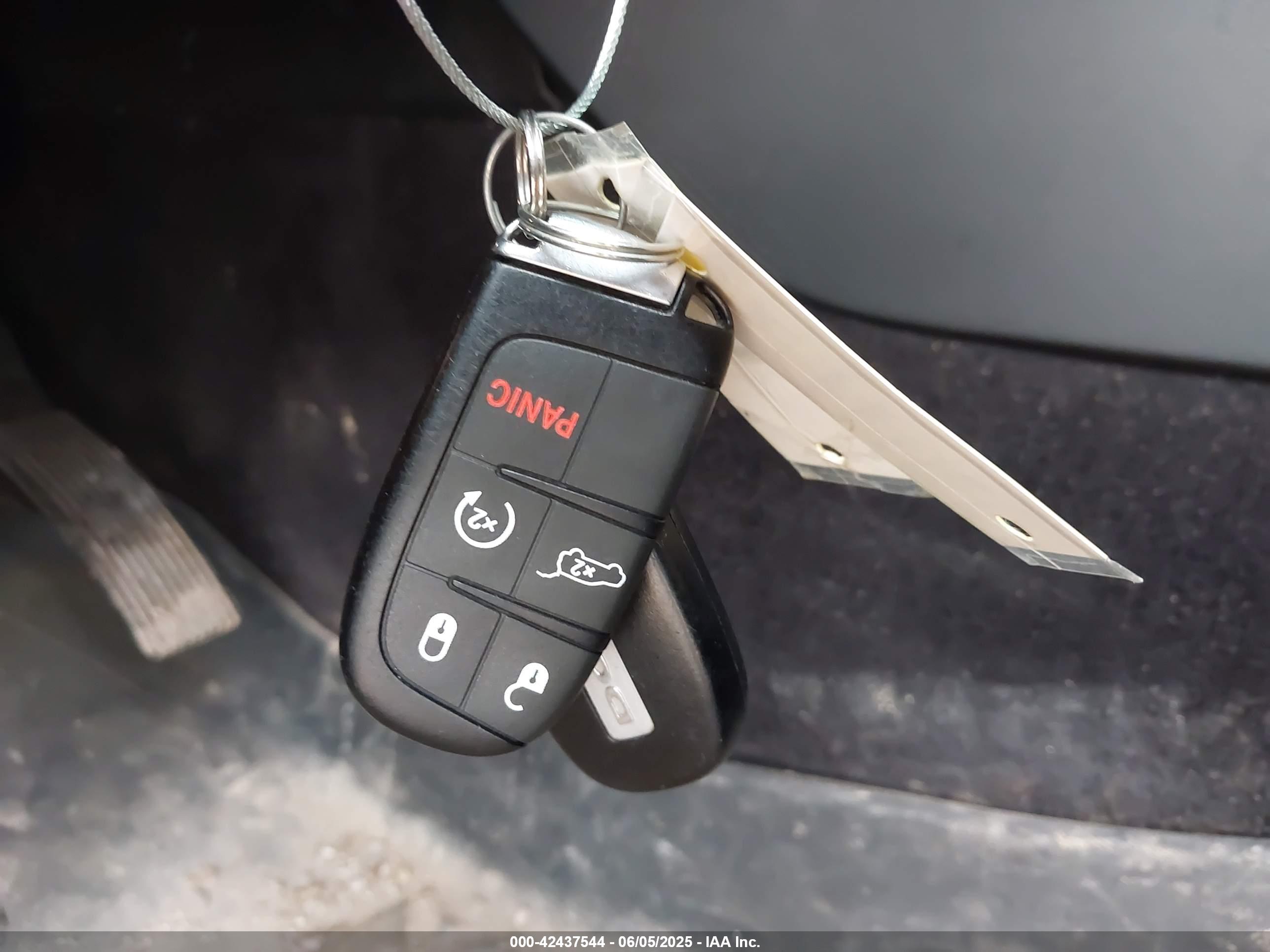 DODGE DURANGO image 11