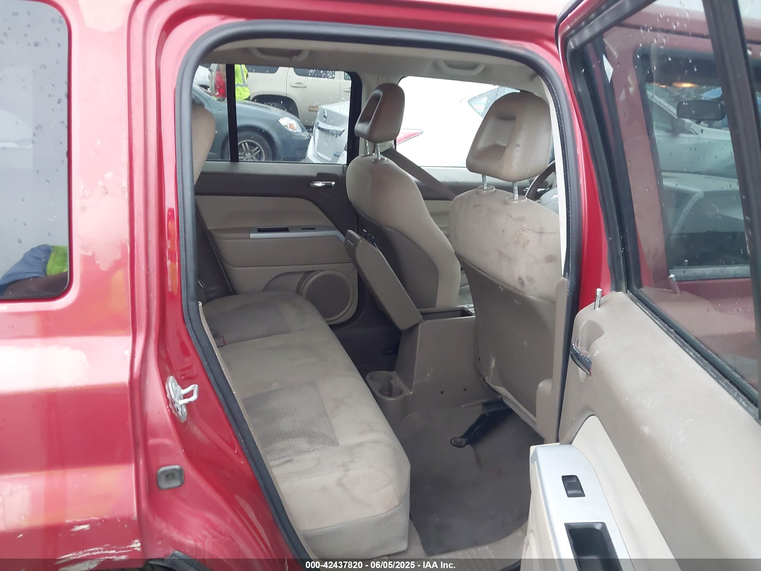 JEEP PATRIOT image 8