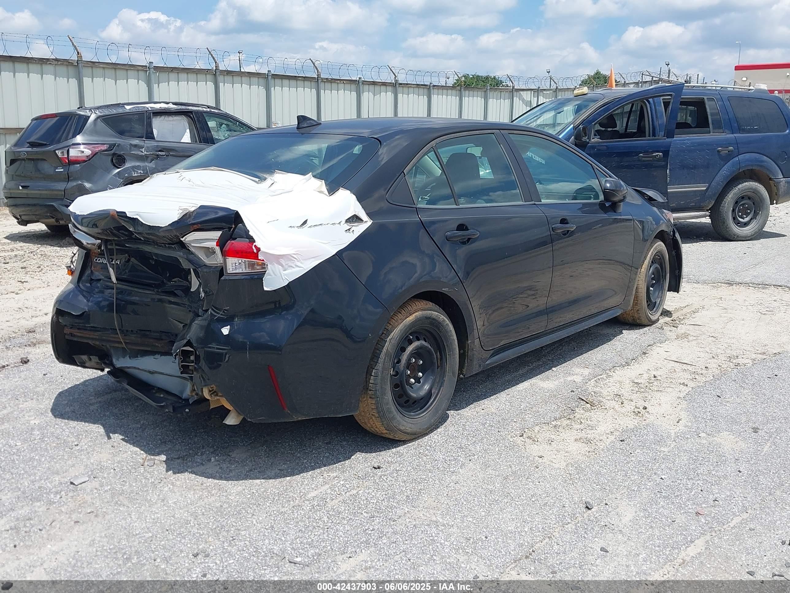 TOYOTA COROLLA image 4