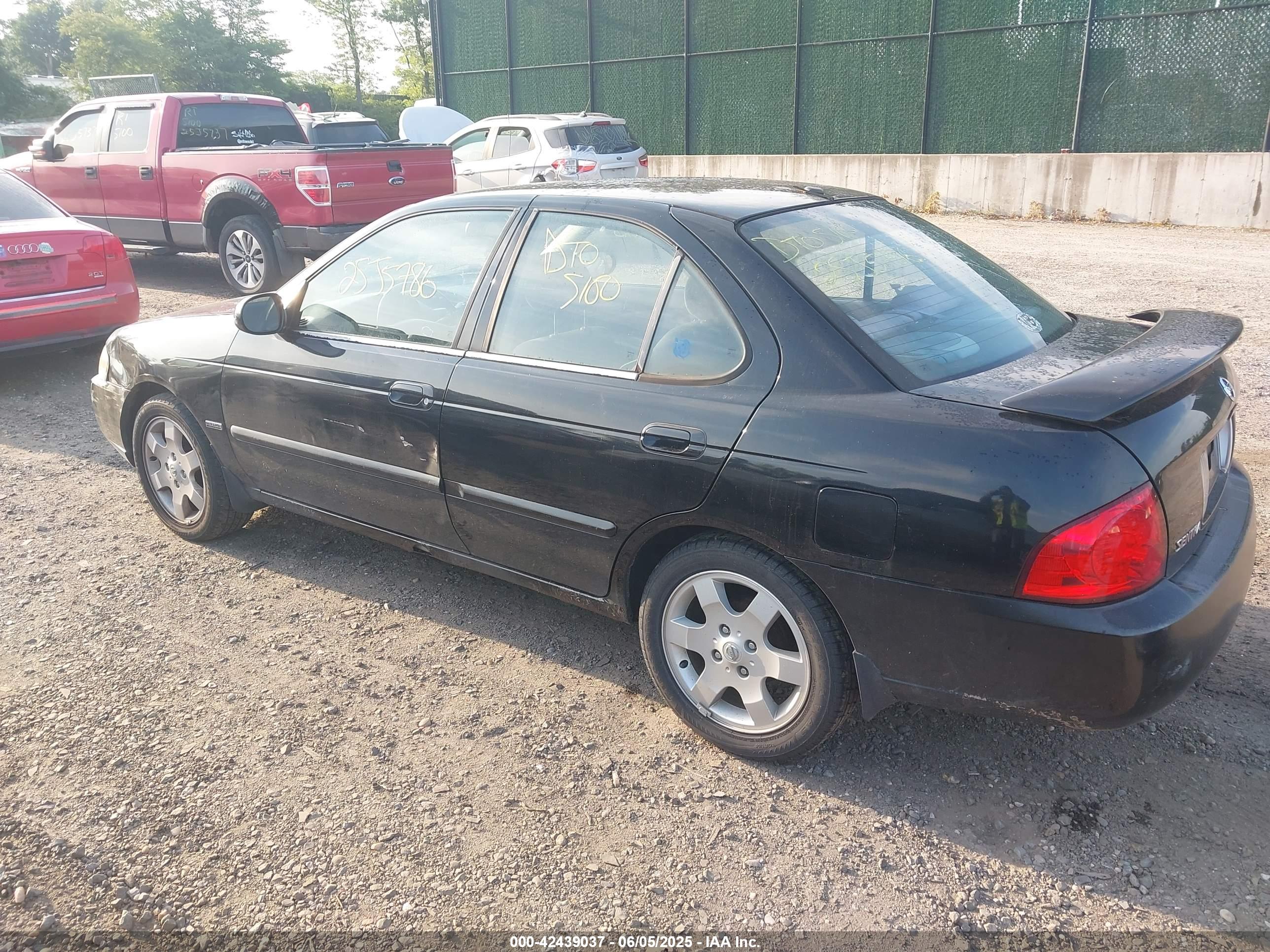 NISSAN SENTRA image 3