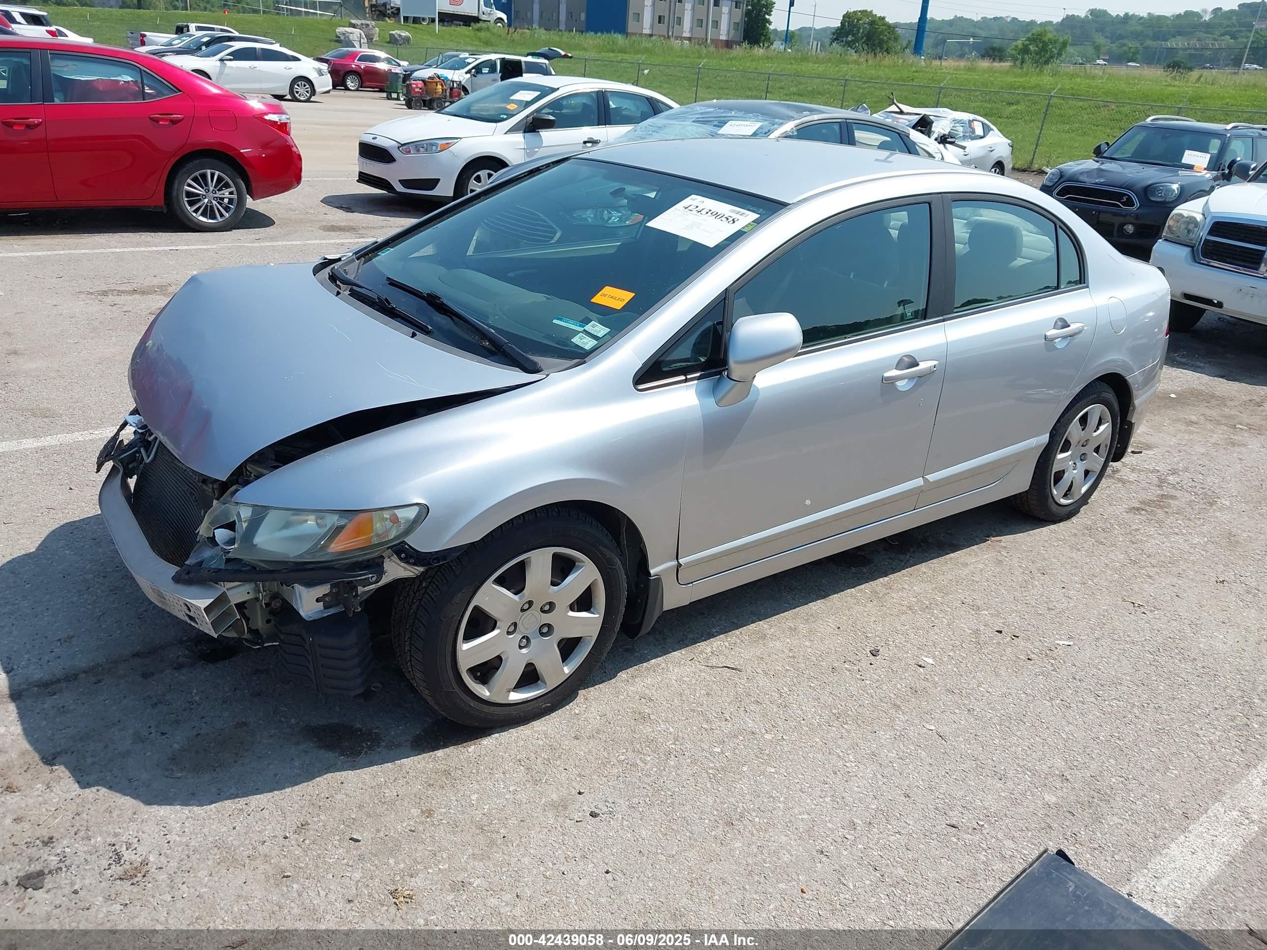HONDA CIVIC image 2