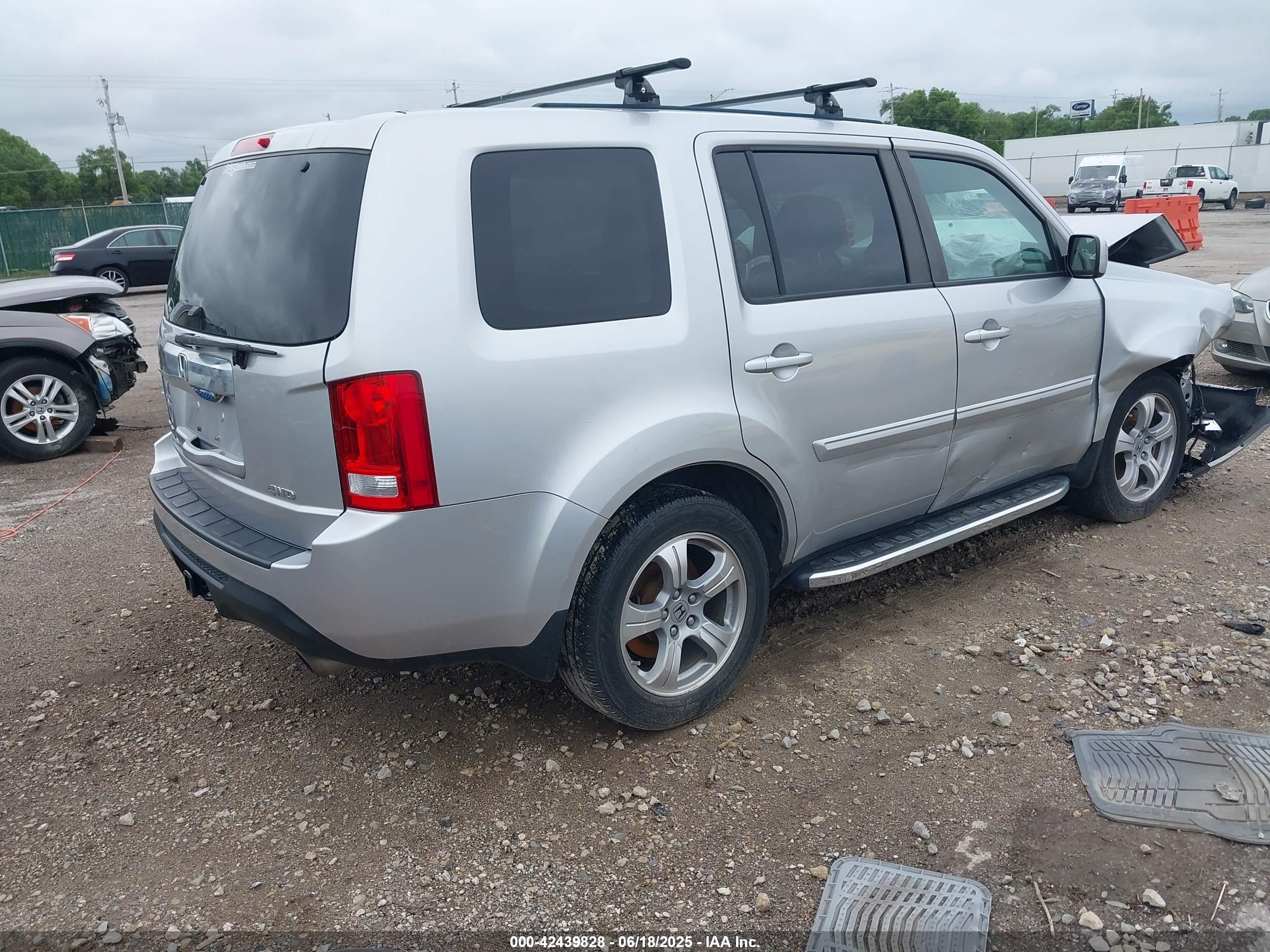 HONDA PILOT image 4