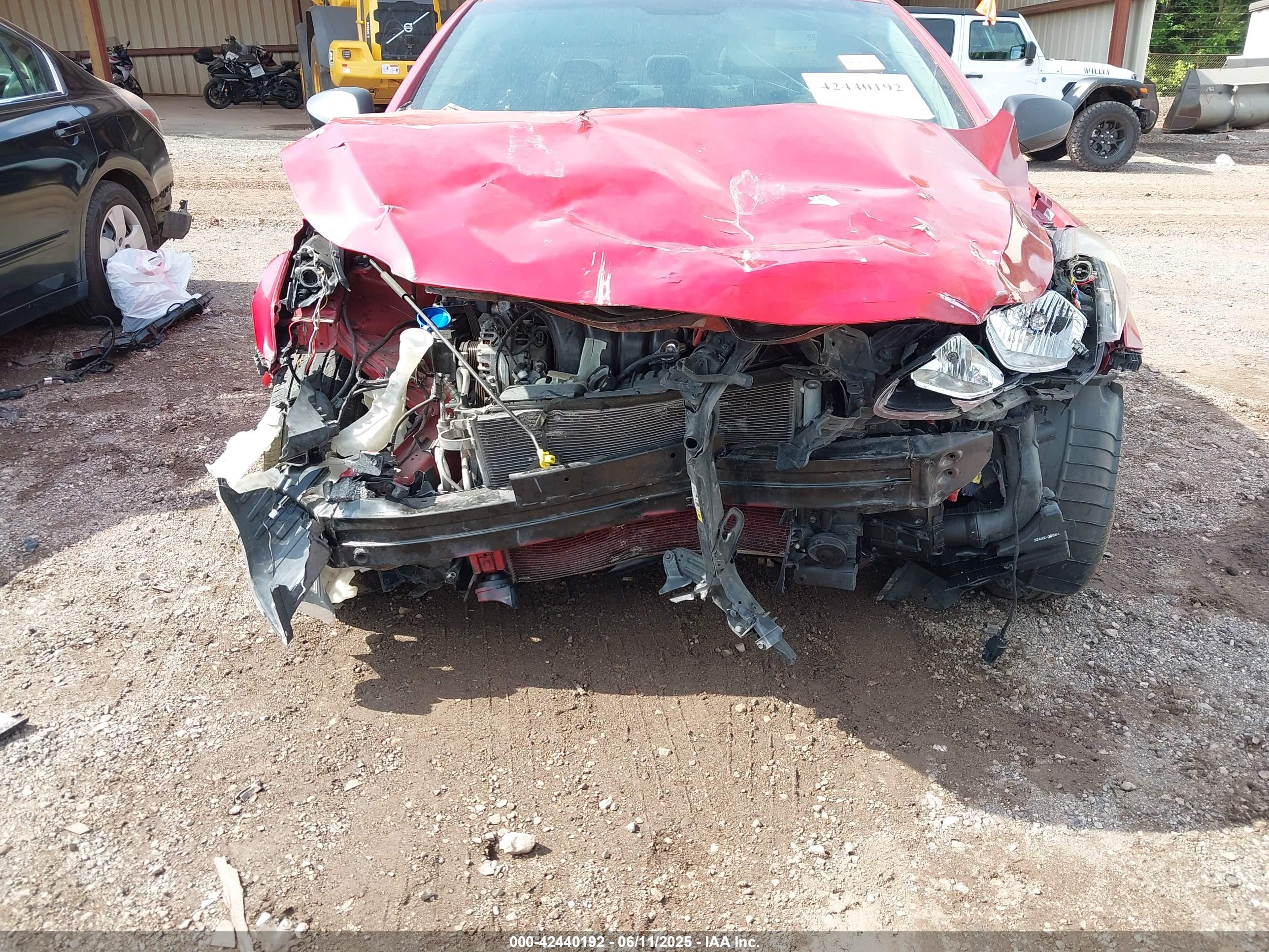 HYUNDAI ELANTRA image 6