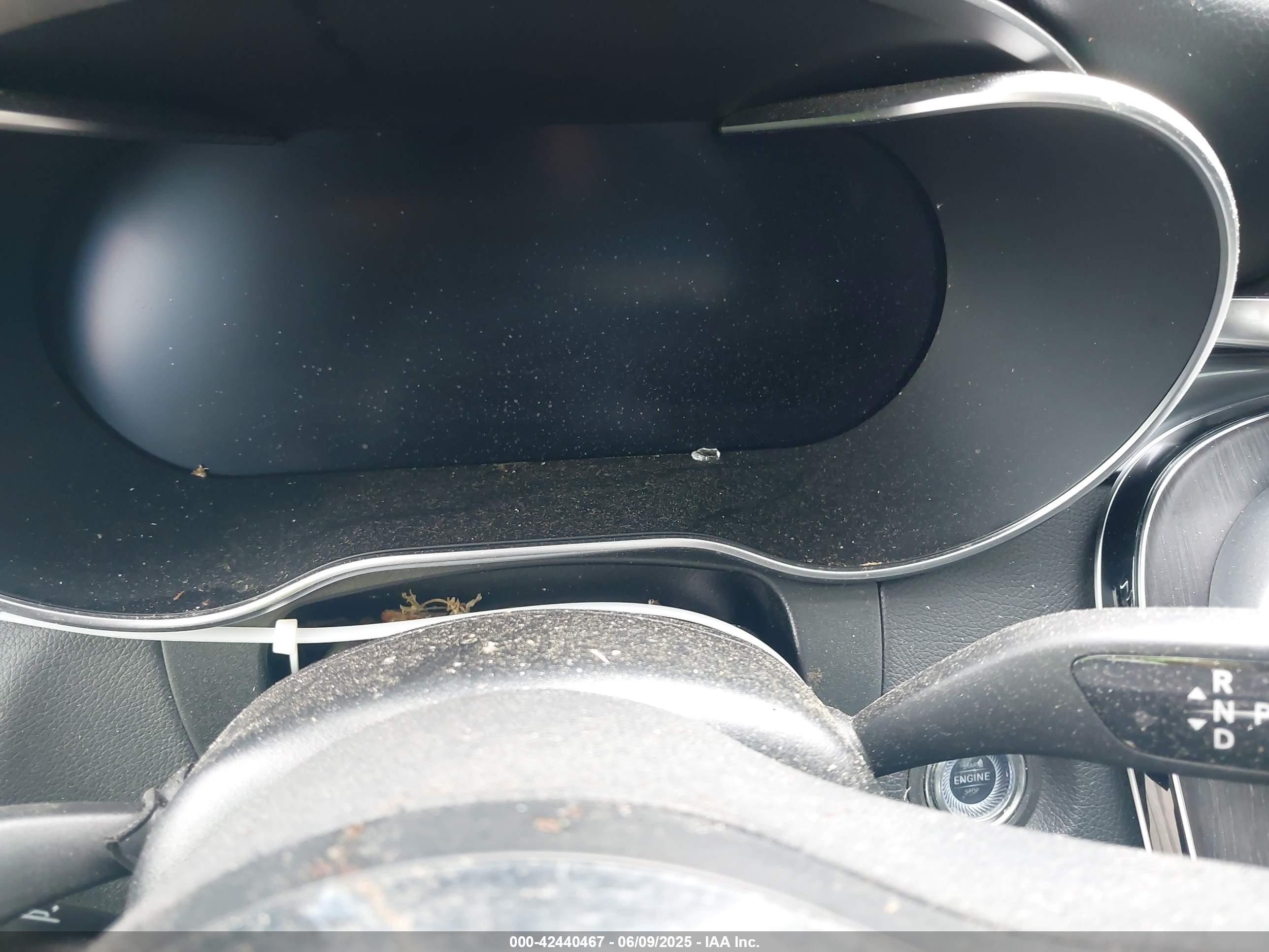 MERCEDES-BENZ GLC image 7
