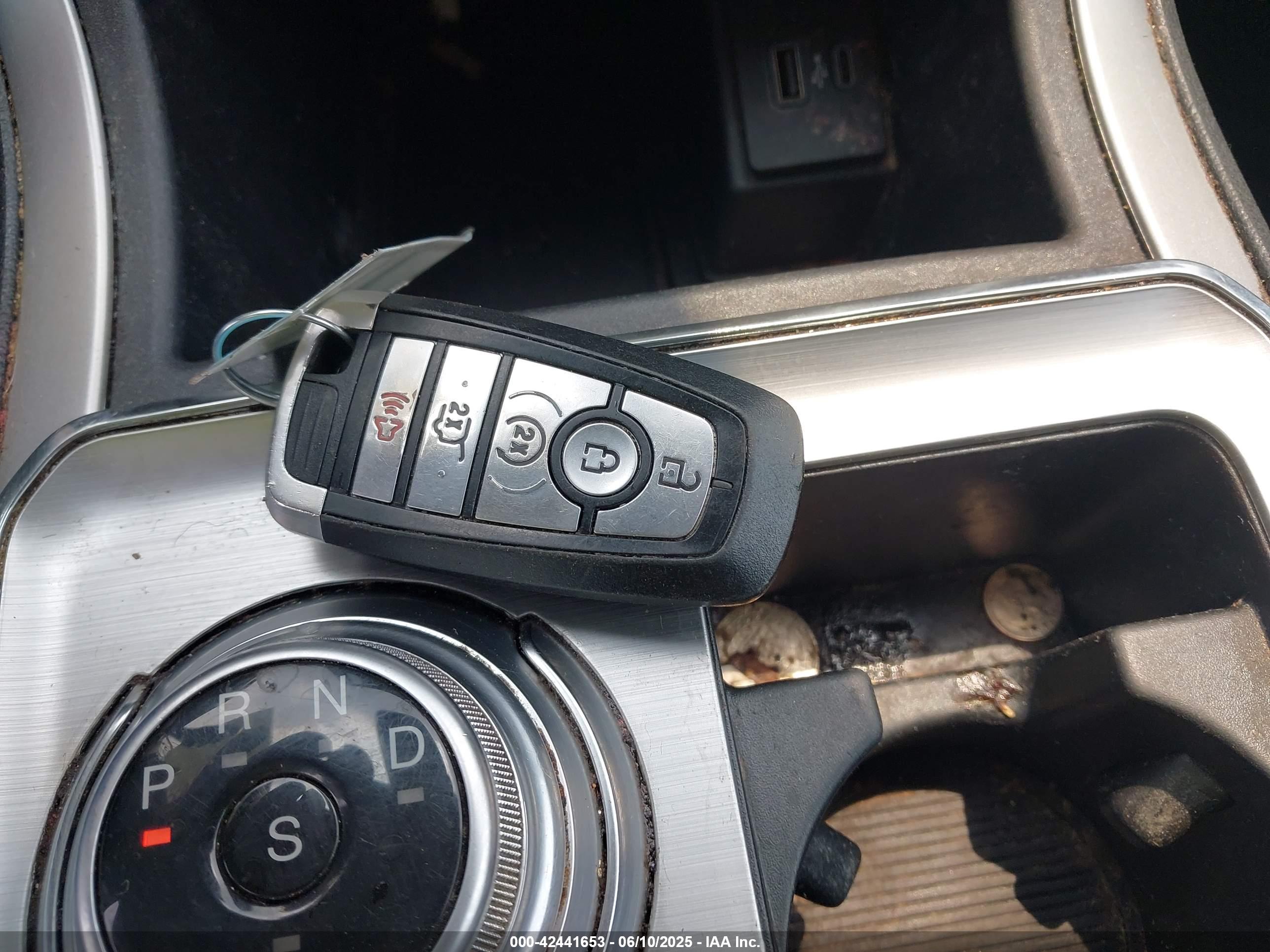 FORD EDGE image 11