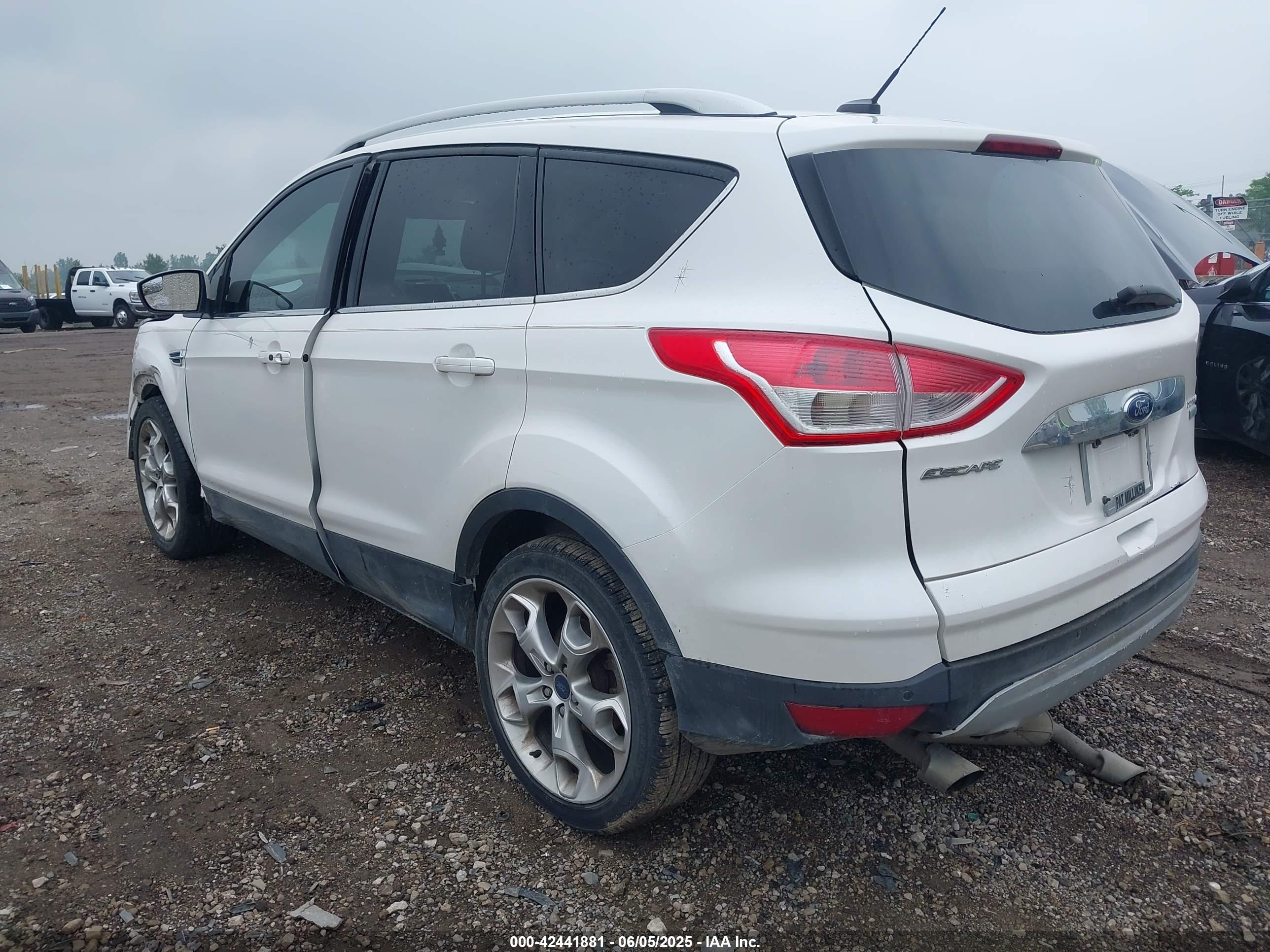 FORD ESCAPE image 3