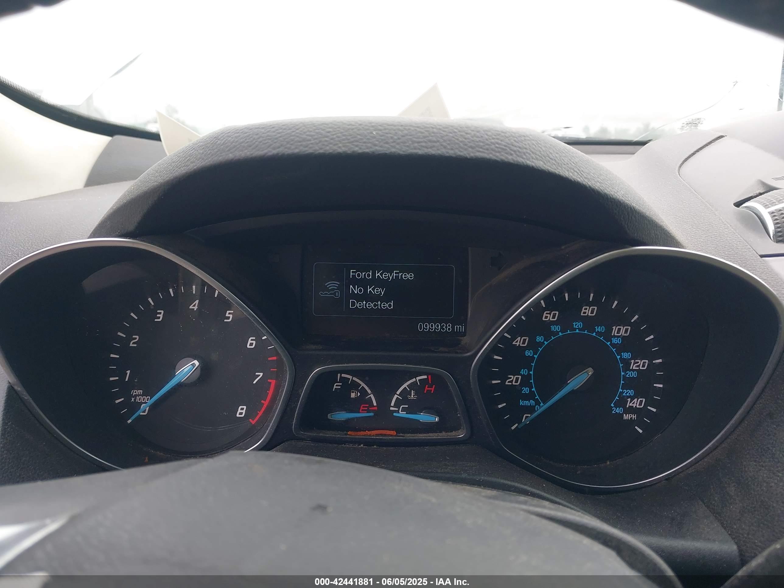 FORD ESCAPE image 7