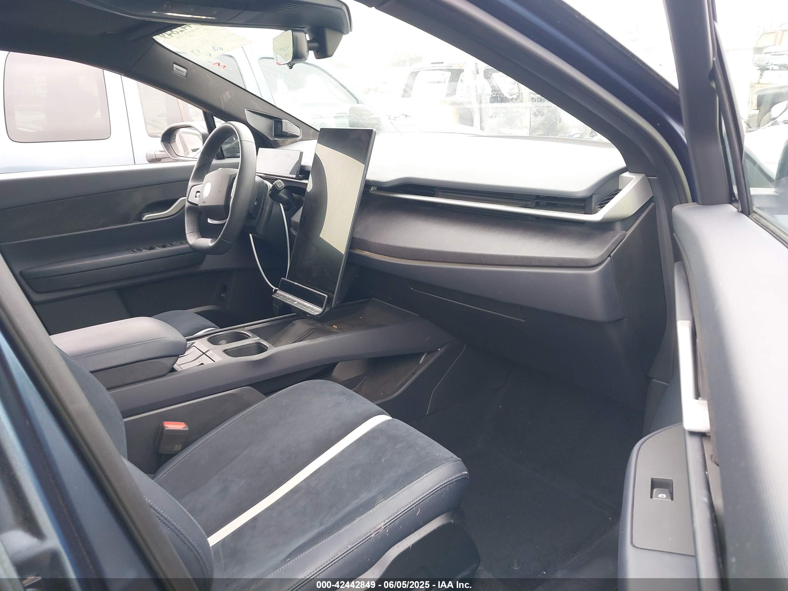 FISKER OCEAN image 5