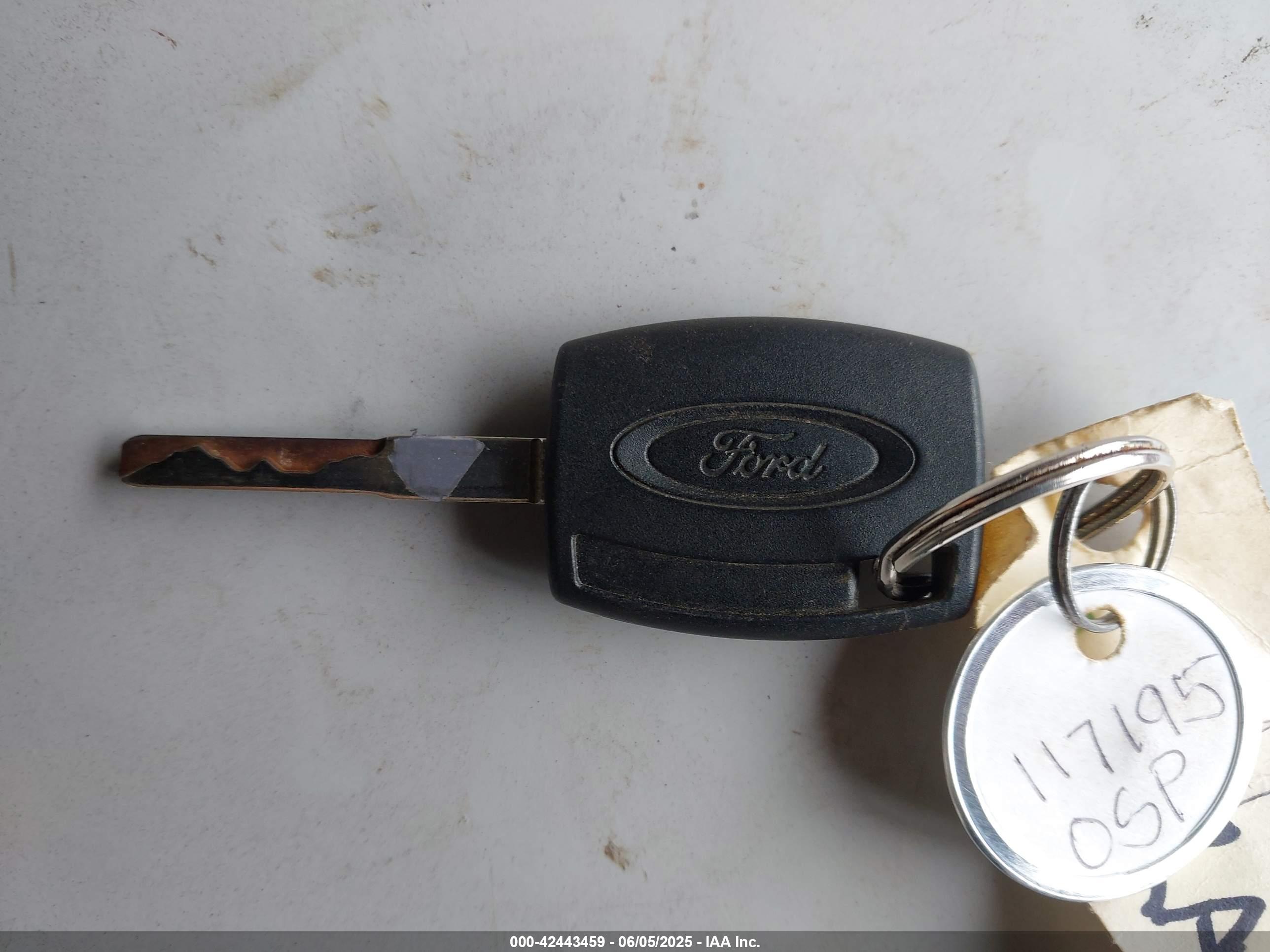 FORD FOCUS image 11