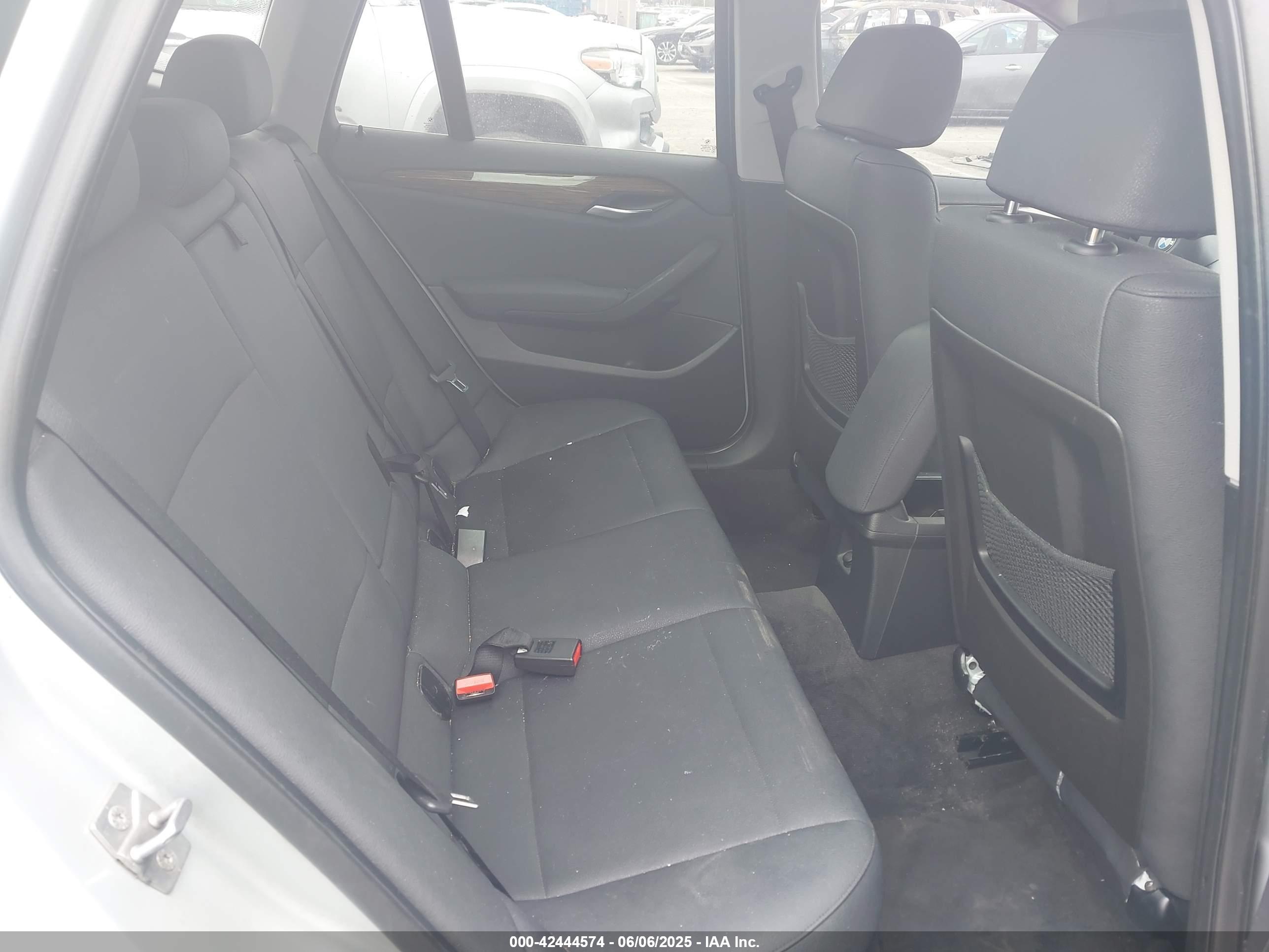 BMW X1 image 8