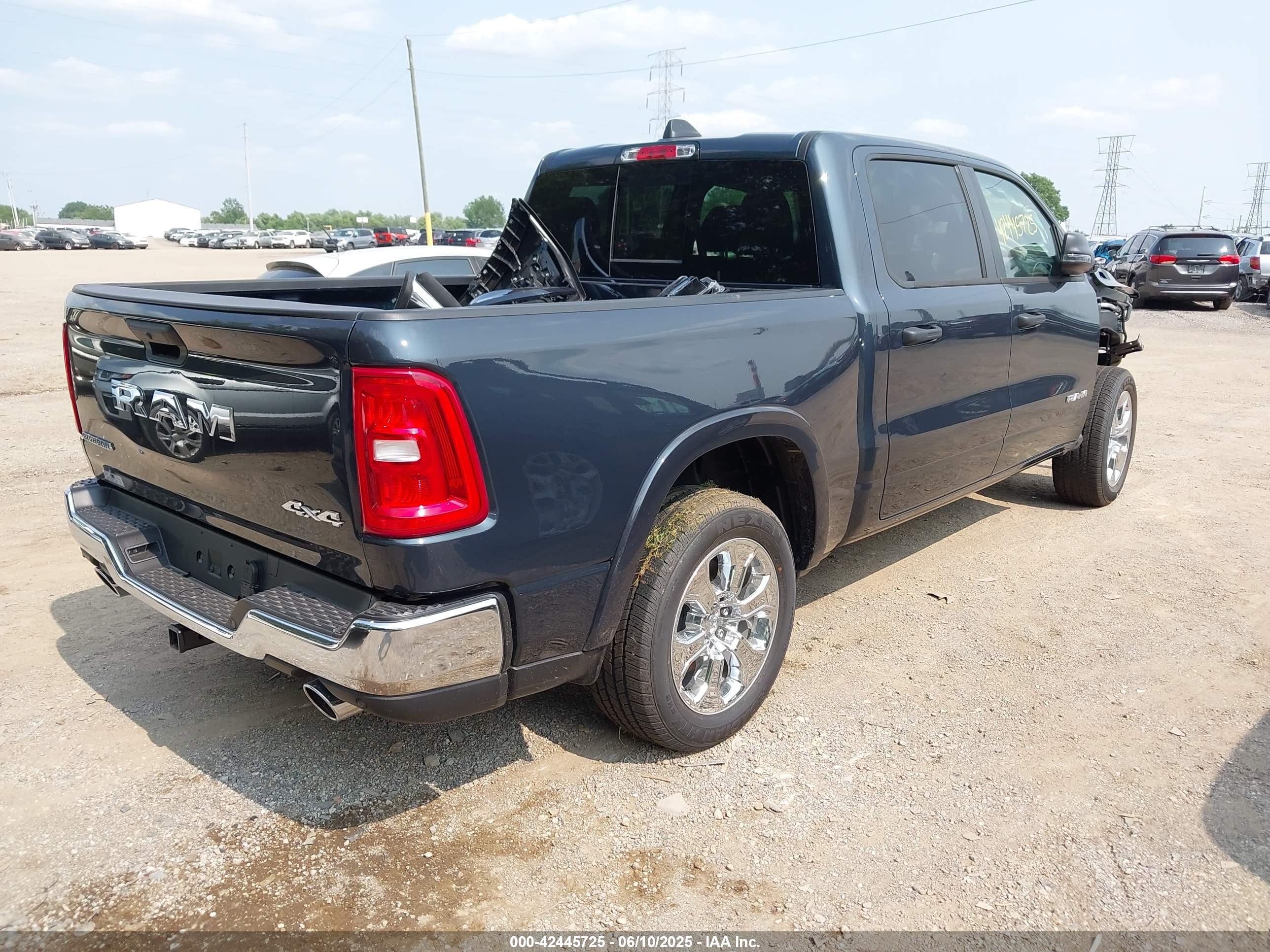 RAM 1500 image 4