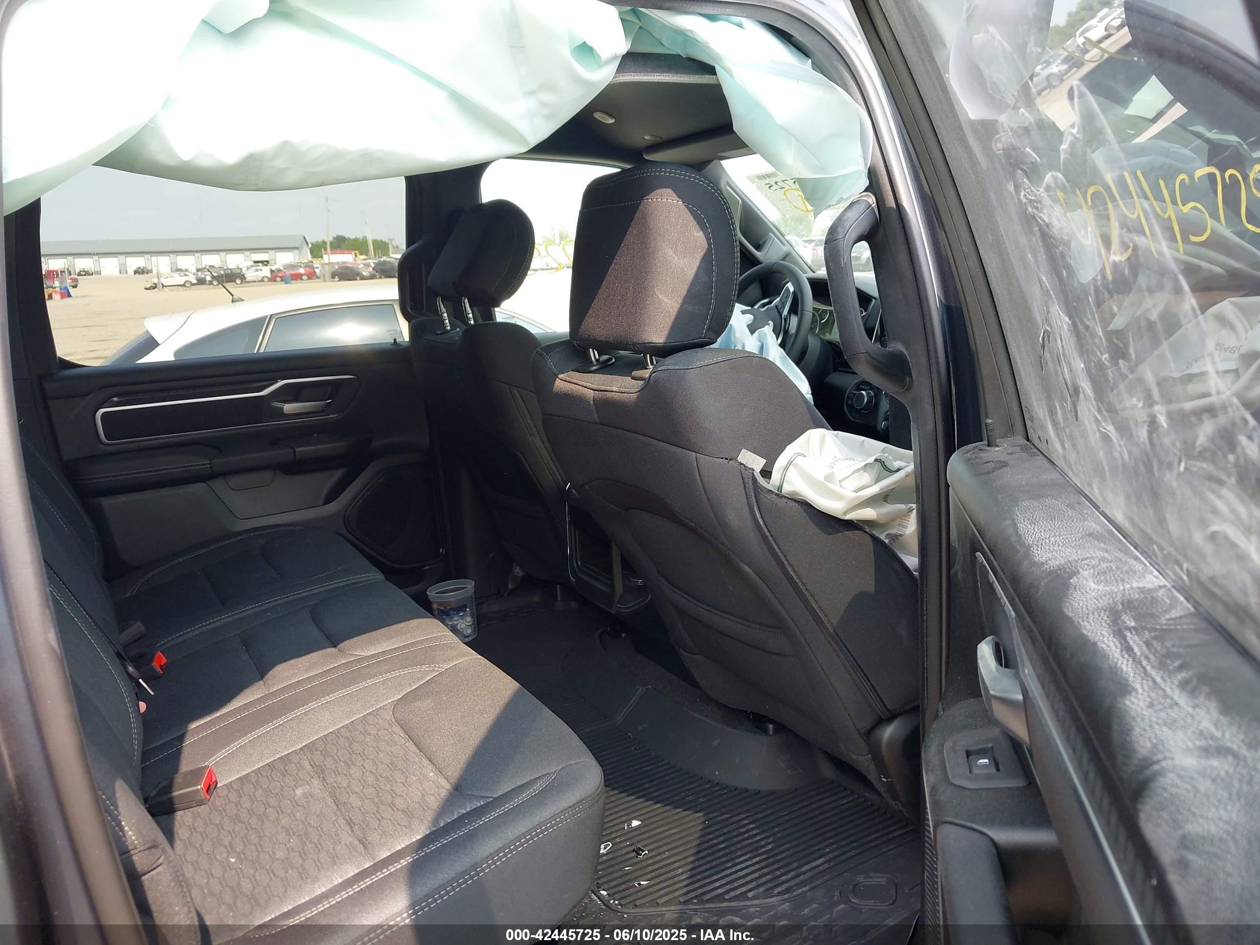 RAM 1500 image 8